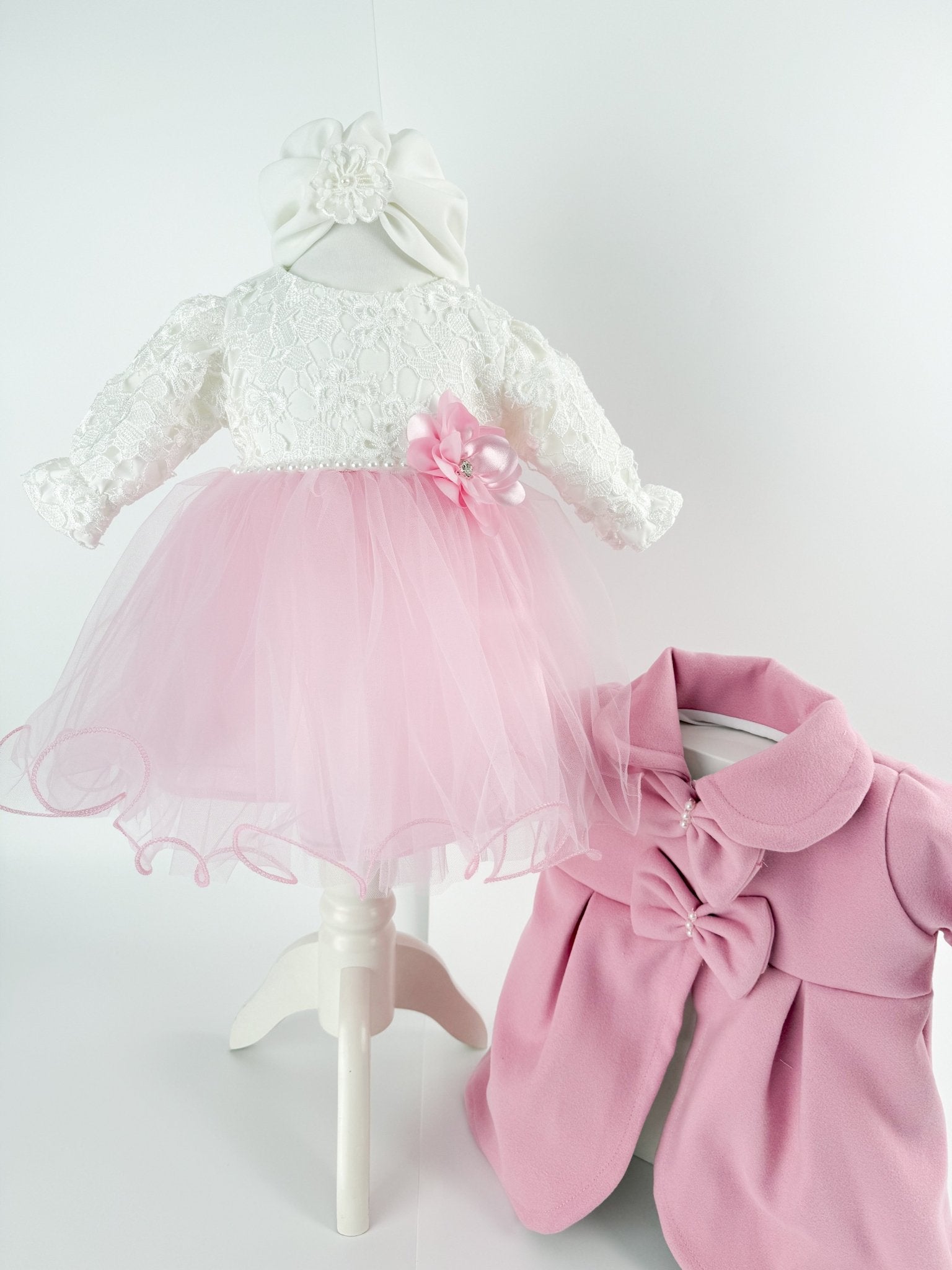 Rochie eleganta bebelus cu palton si turban