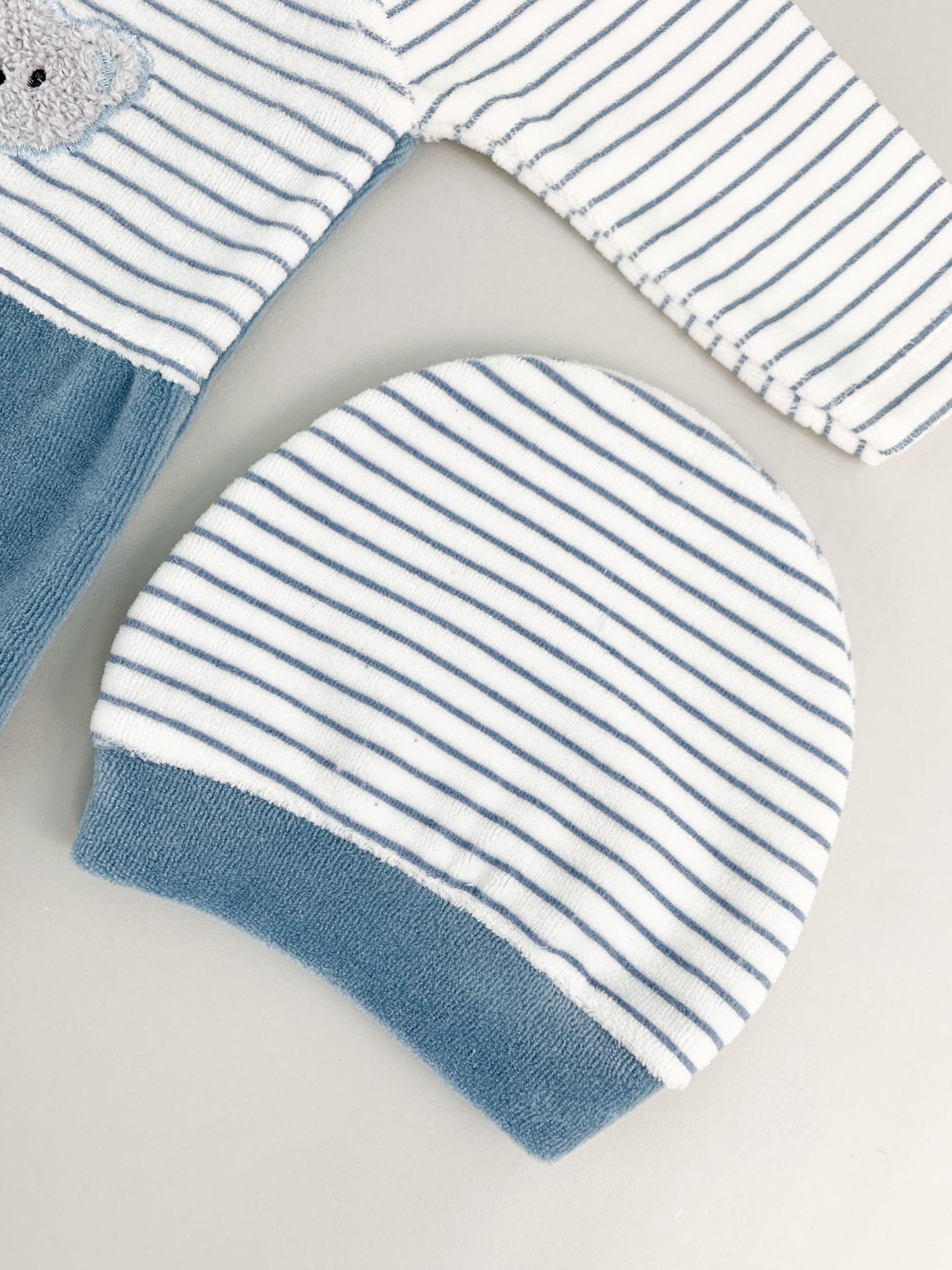 Salopeta albastra cu ursuleti - Botez bebelusi