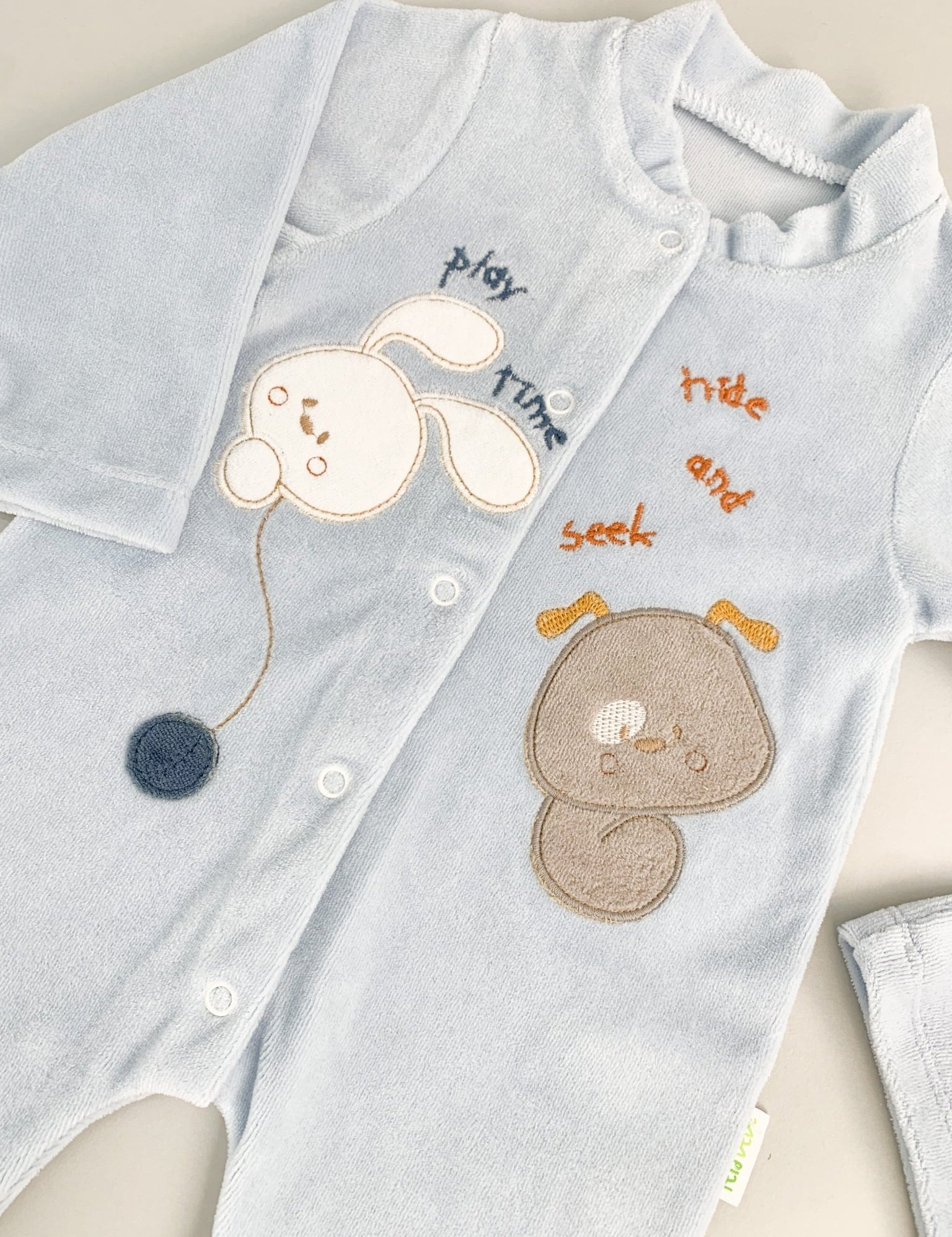 Salopeta albastra pufoasa baiat cu catelus si iepuras - Botez bebelusi