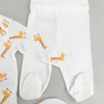 Salopeta baiat alba cu girafe - 3 piese - Botez bebelusi