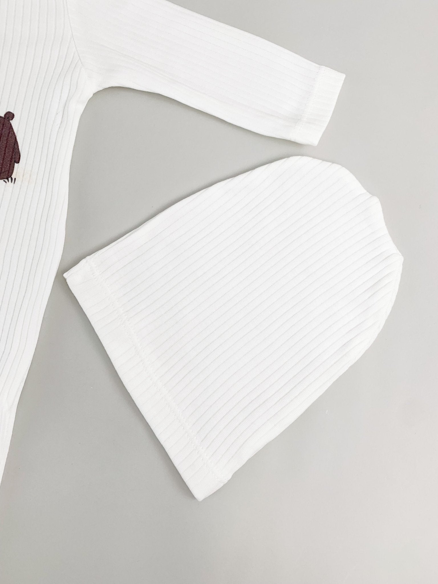 Salopeta baiat alba cu ursuleti - 2 piese - Botez bebelusi