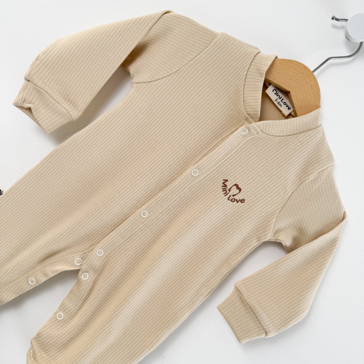 Salopeta baiat crem logo mini love - Botez bebelusi