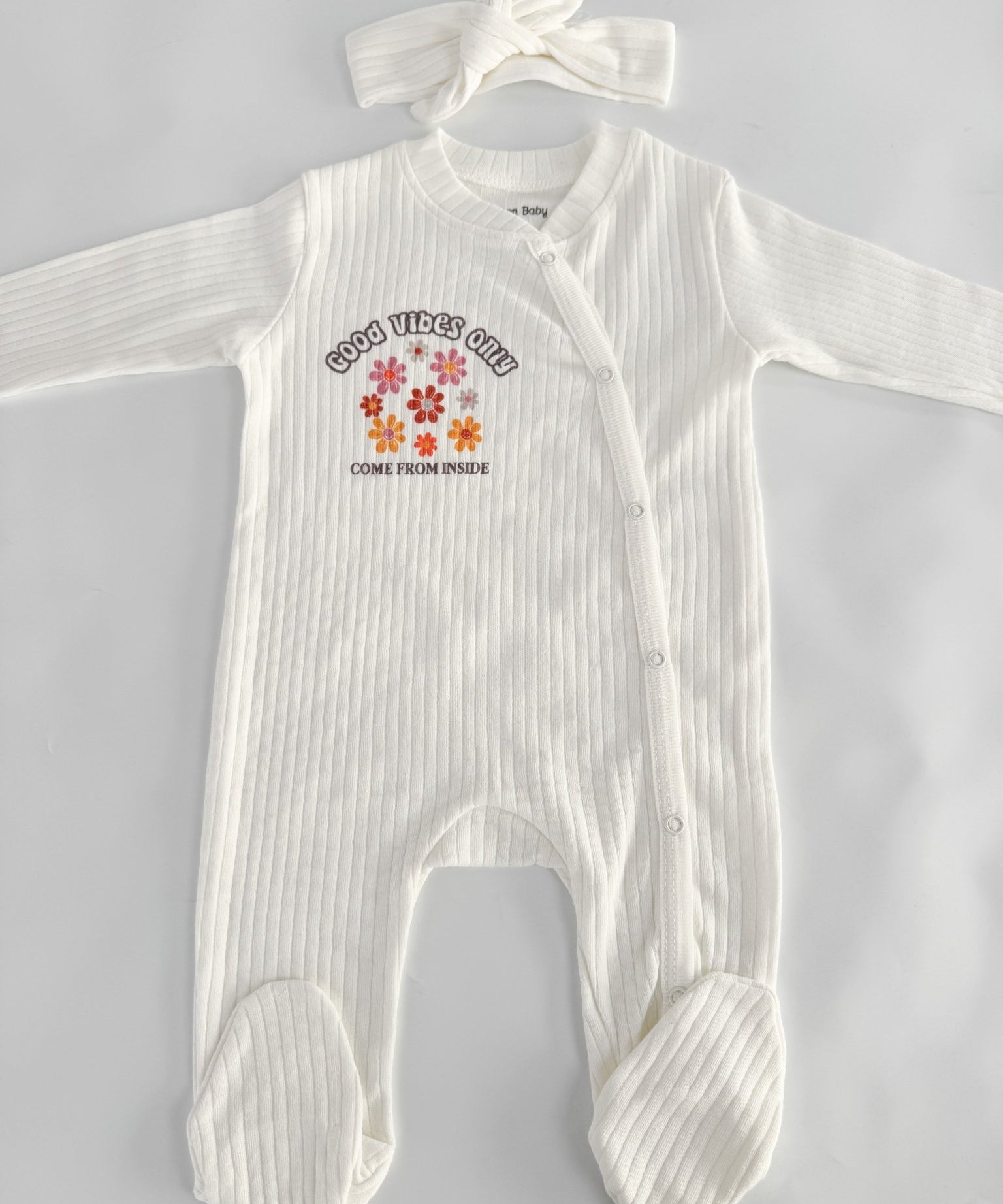 Salopeta fetita alba - logo Good Vibes - Botez bebelusi