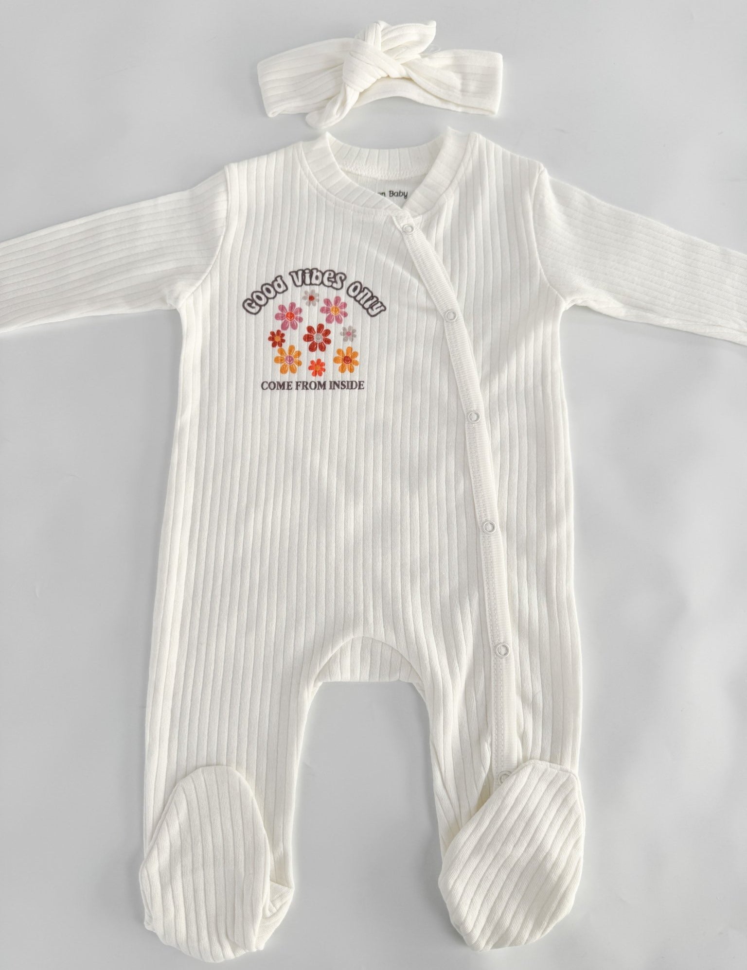 Salopeta fetita alba - logo Good Vibes - Botez bebelusi