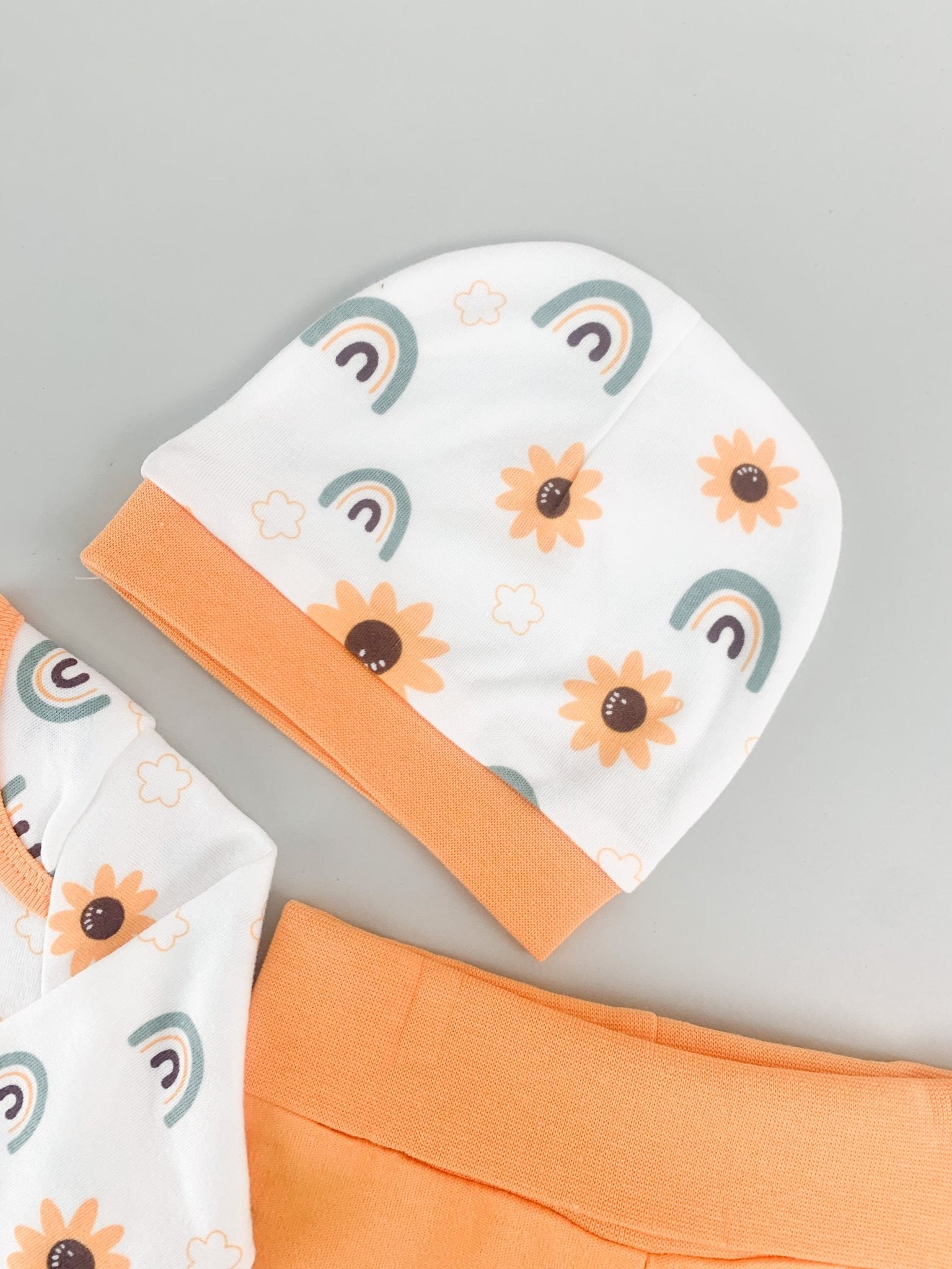 Salopeta fetite portocalie cu floarea - soarelui - 3 piese - Botez bebelusi