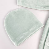 Salopeta verde pufoasa baiat cu ursulet si iepuras - Botez bebelusi