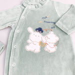 Salopeta verde pufoasa baiat cu ursulet si iepuras - Botez bebelusi