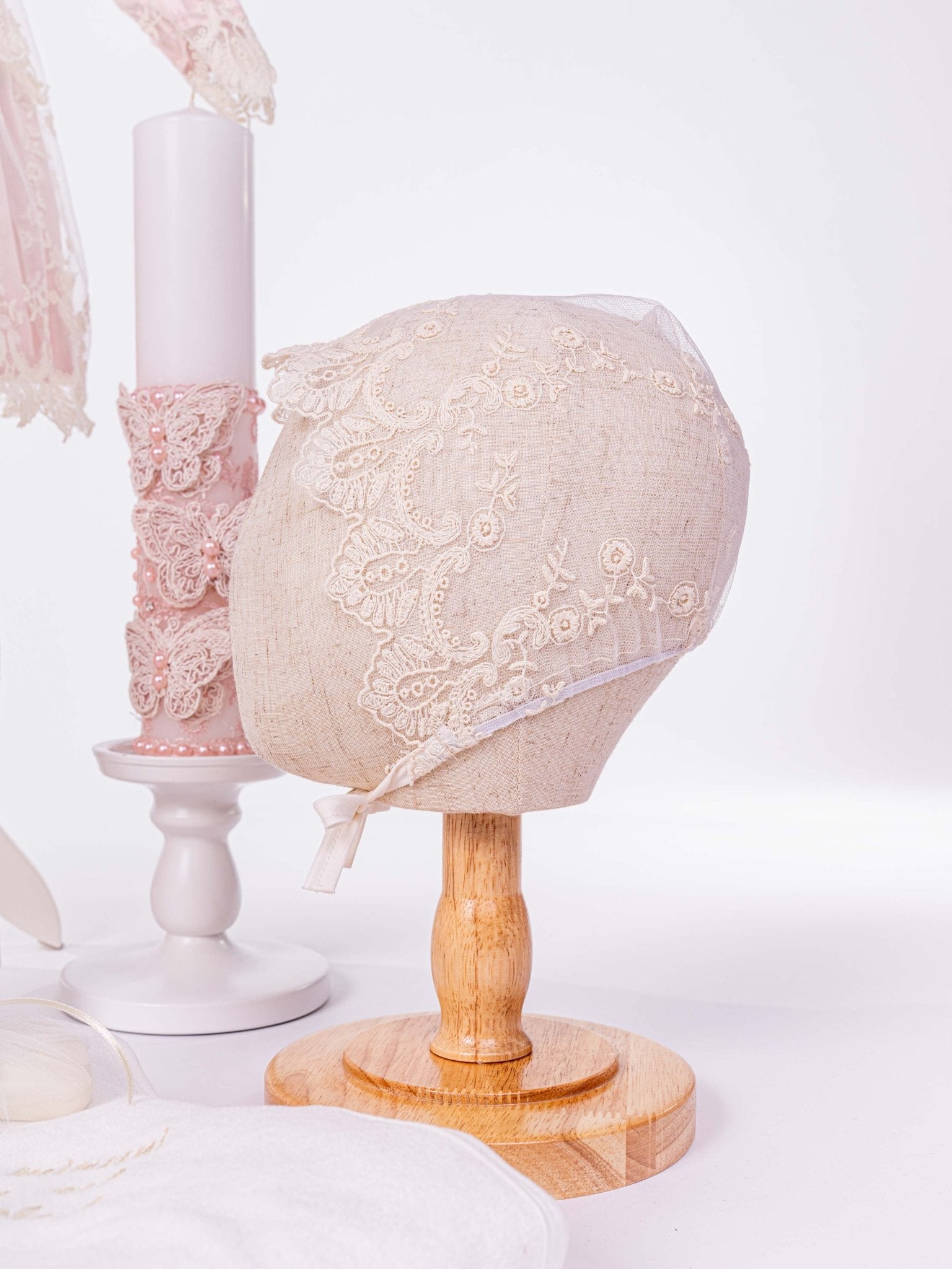 Set Botez Bebelusi cu Rochita, Cufar Depozitare si Trusou Hand - Made - Blanca - Botez bebelusi
