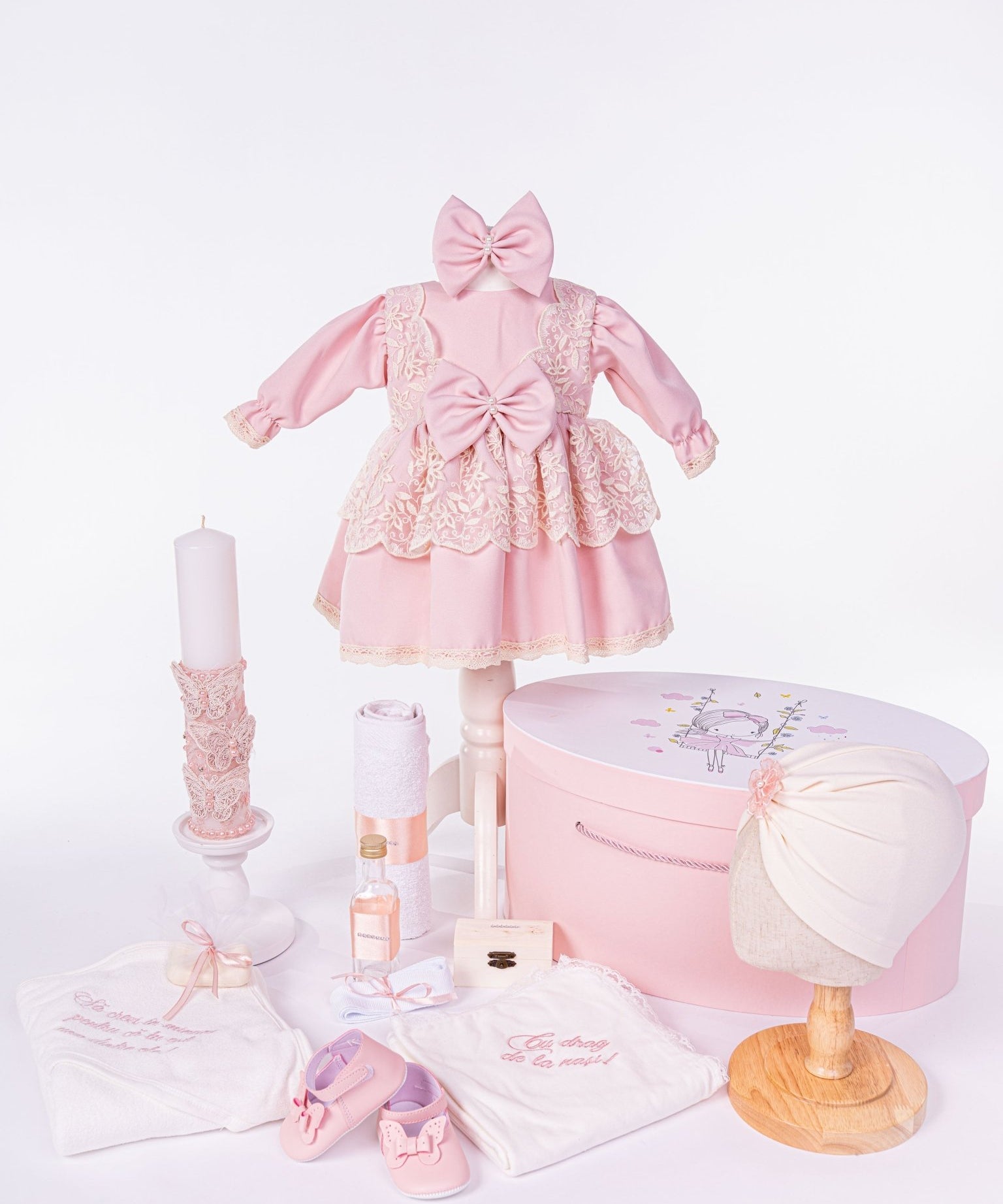 Set Botez Bebelusi cu Rochita, Cufar Depozitare si Trusou Hand - Made - Estella - Botez bebelusi