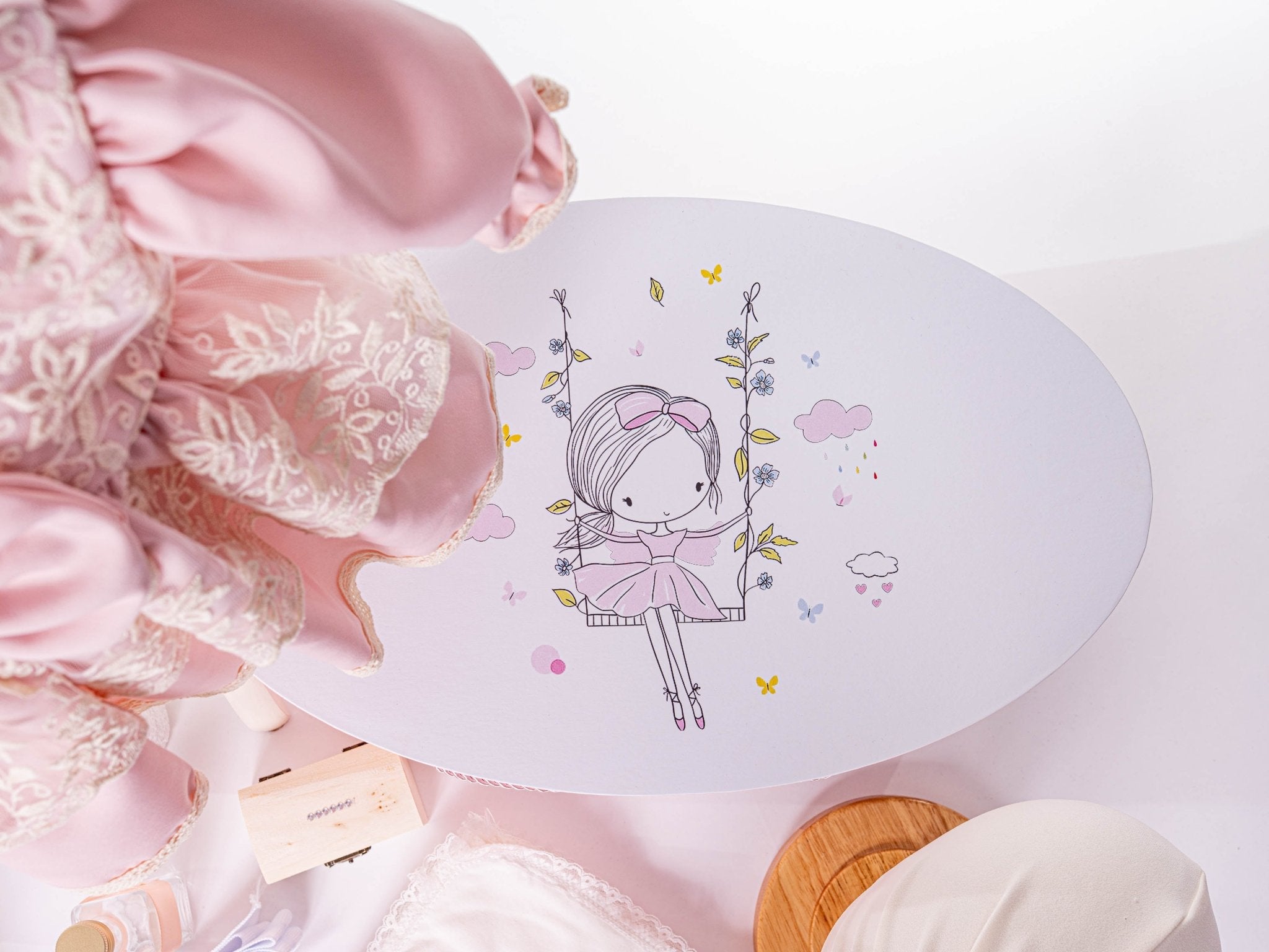 Set Botez Bebelusi cu Rochita, Cufar Depozitare si Trusou Hand - Made - Estella - Botez bebelusi