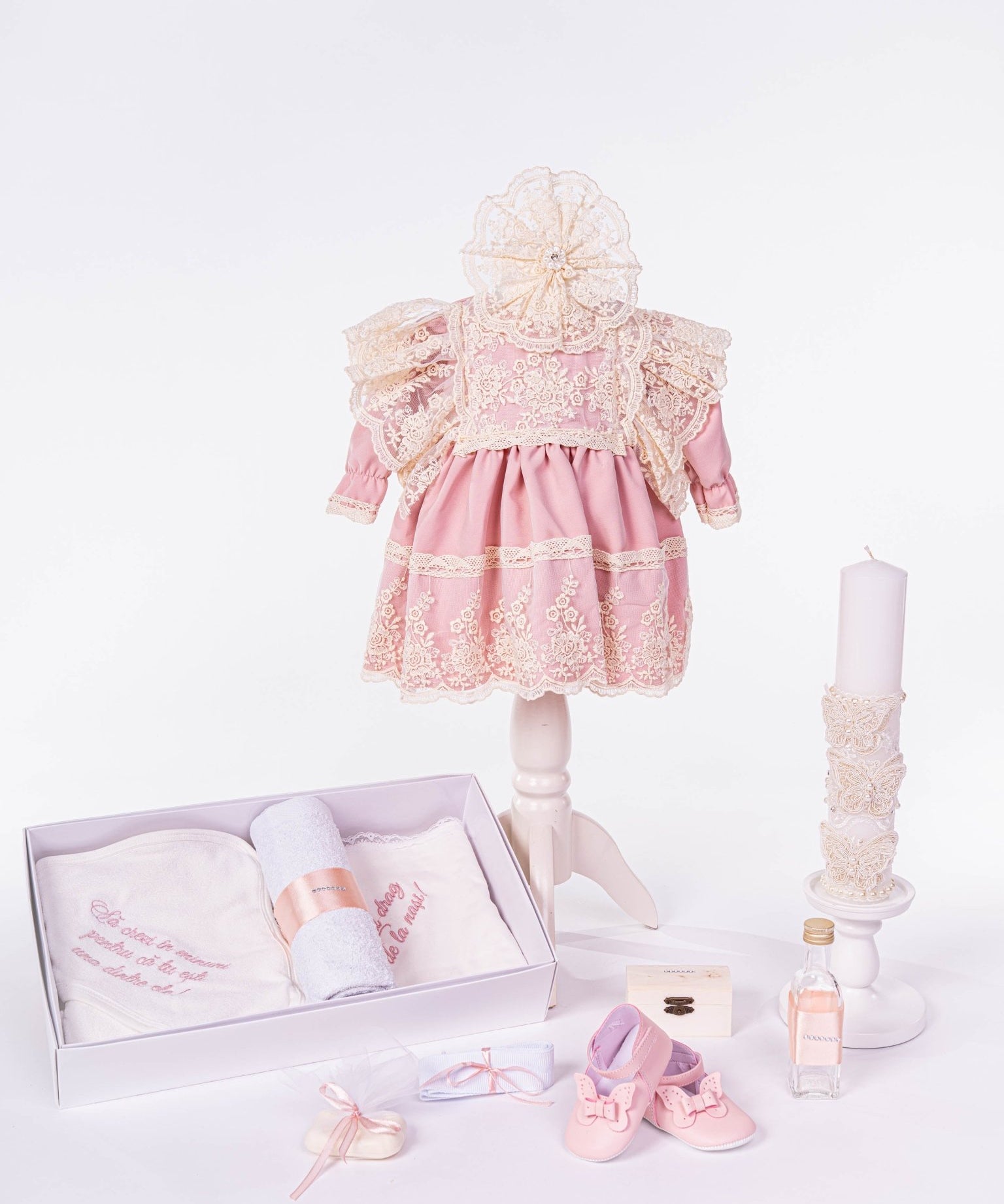 Set Botez Bebelusi cu Rochita Eleganta si Trusou Hand - Made - Beatriz - Botez bebelusi