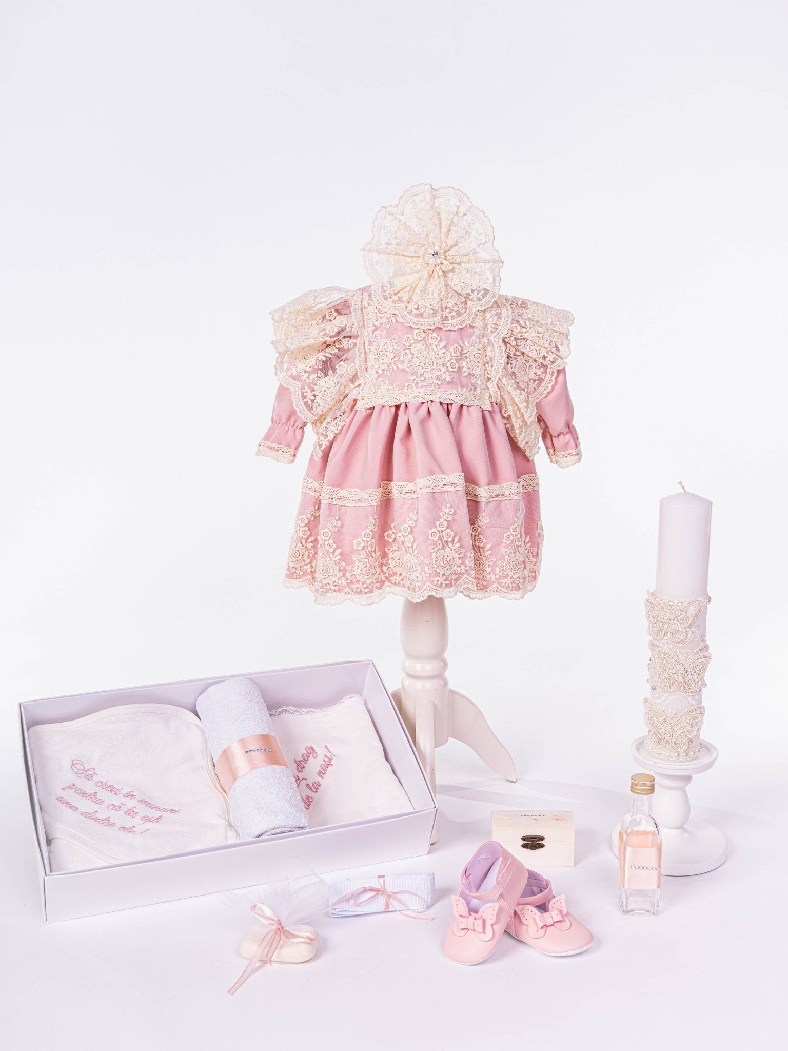 Set Botez Bebelusi cu Rochita Eleganta si Trusou Hand - Made - Beatriz - Botez bebelusi