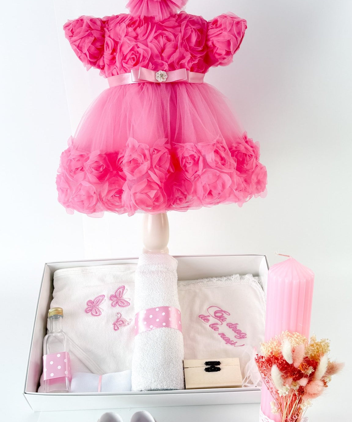 Set Botez Bebelusi cu Rochita Eleganta si Trusou Hand - Made - Leonor - Botez bebelusi