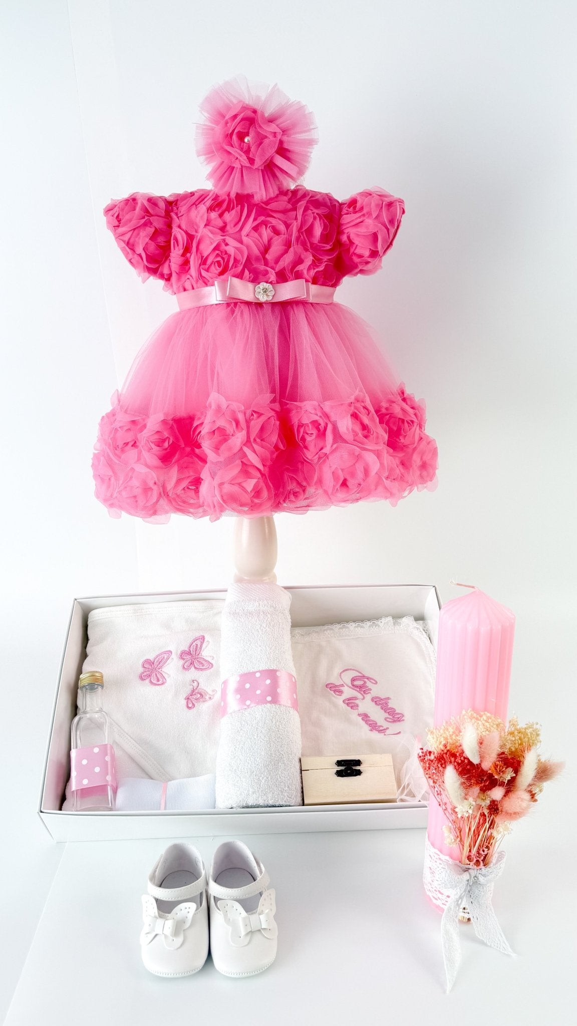 Set Botez Bebelusi cu Rochita Eleganta si Trusou Hand - Made - Leonor - Botez bebelusi