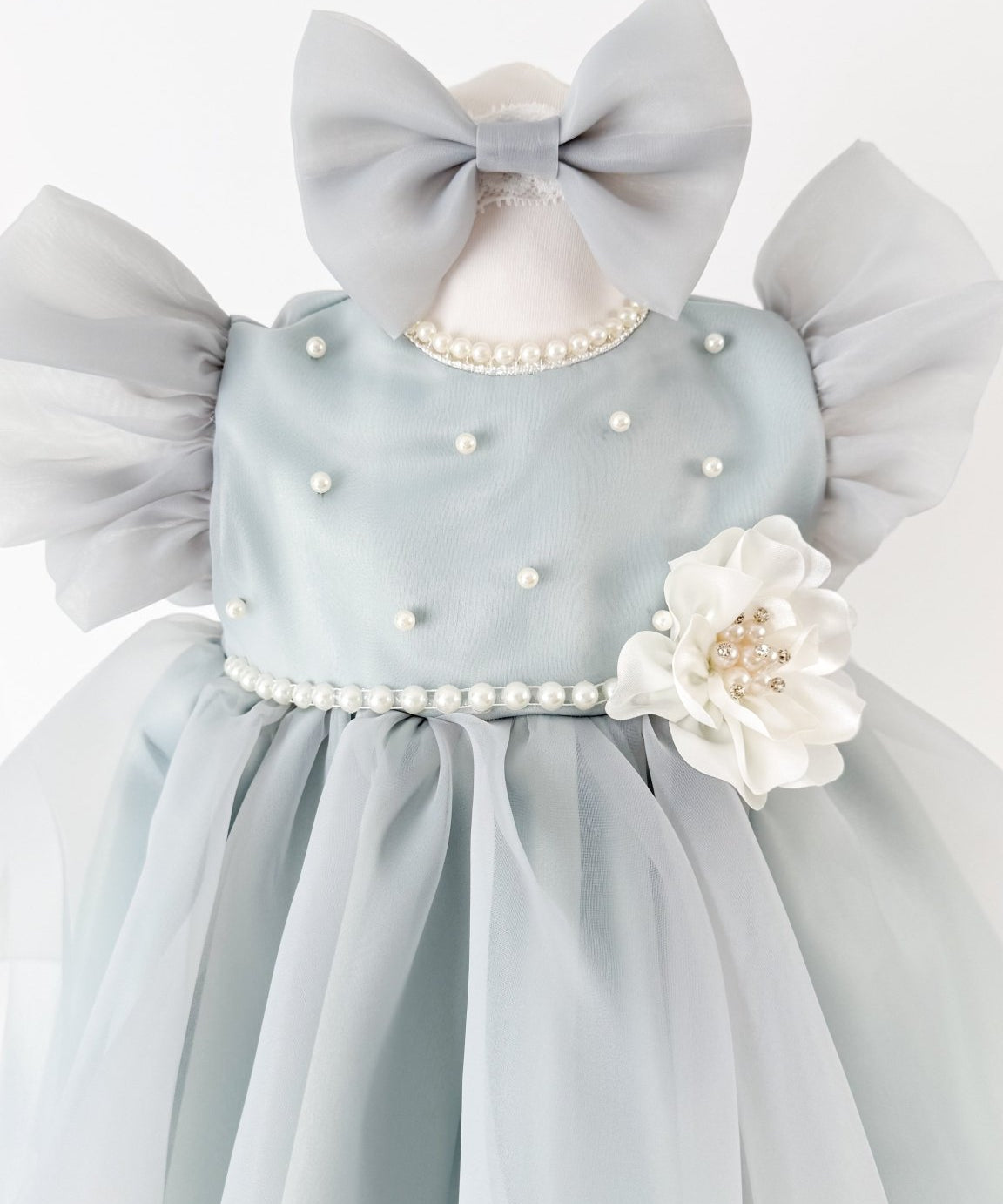Set Botez Bebelusi cu Rochita Eleganta si Trusou Hand - Made - Madalena - Botez bebelusi