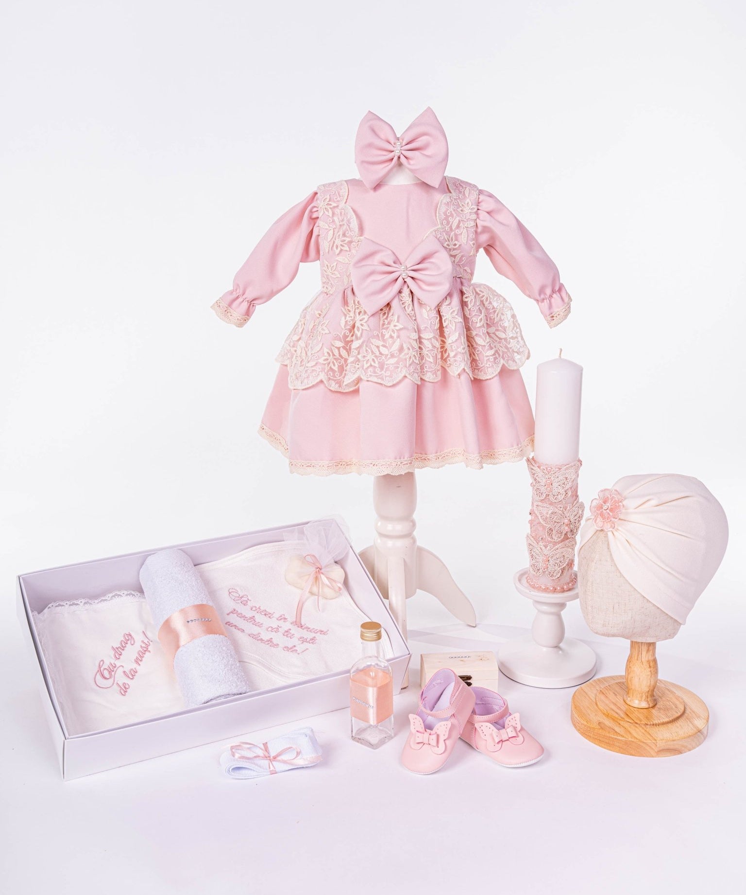 Set Botez Bebelusi cu Rochita Eleganta si Trusou Hand - Made - Mireya - Botez bebelusi