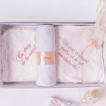 Set Botez Bebelusi cu Rochita Eleganta si Trusou Hand - Made - Nieves - Botez bebelusi