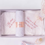 Set Botez Bebelusi cu Rochita Eleganta si Trusou Hand - Made - Nieves - Botez bebelusi