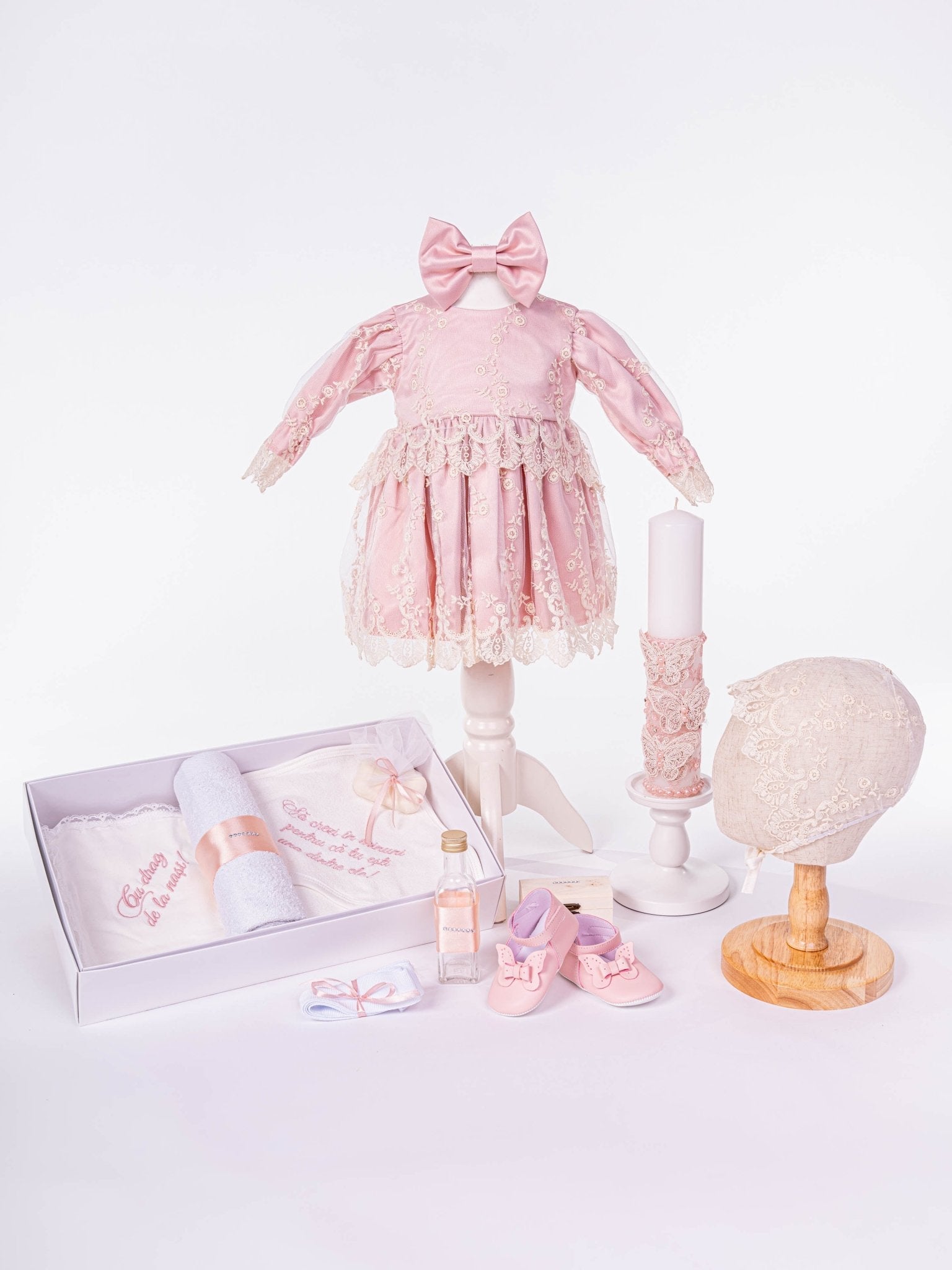 Set Botez Bebelusi cu Rochita Eleganta si Trusou Hand - Made - Nieves - Botez bebelusi