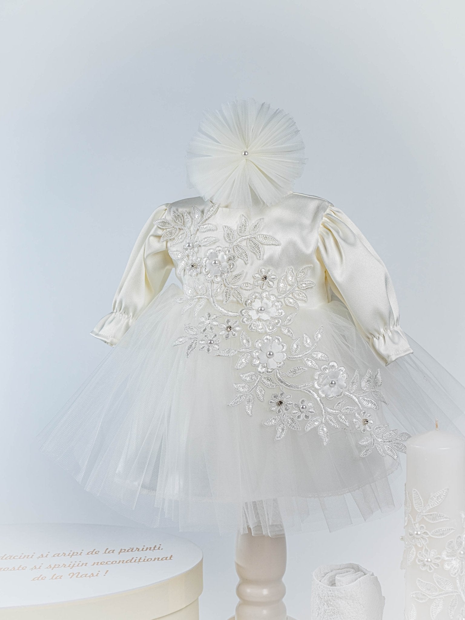 Set Botez Complet cu Rochita Ivory din Tulle si Trusou Hand - made - Siera - Botez bebelusi