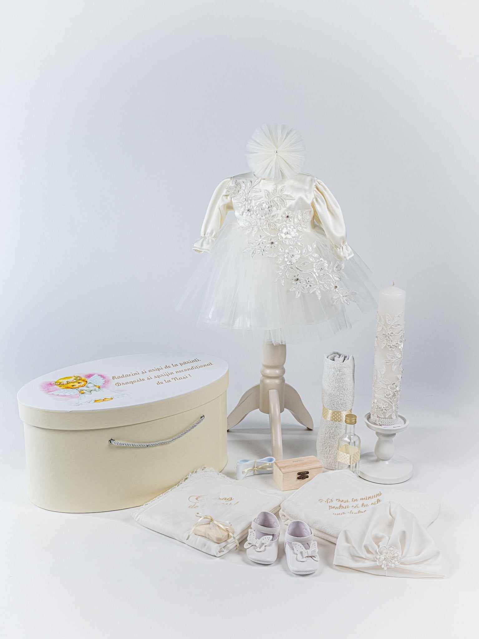 Set Botez Complet cu Rochita Ivory din Tulle si Trusou Hand - made - Siera - Botez bebelusi