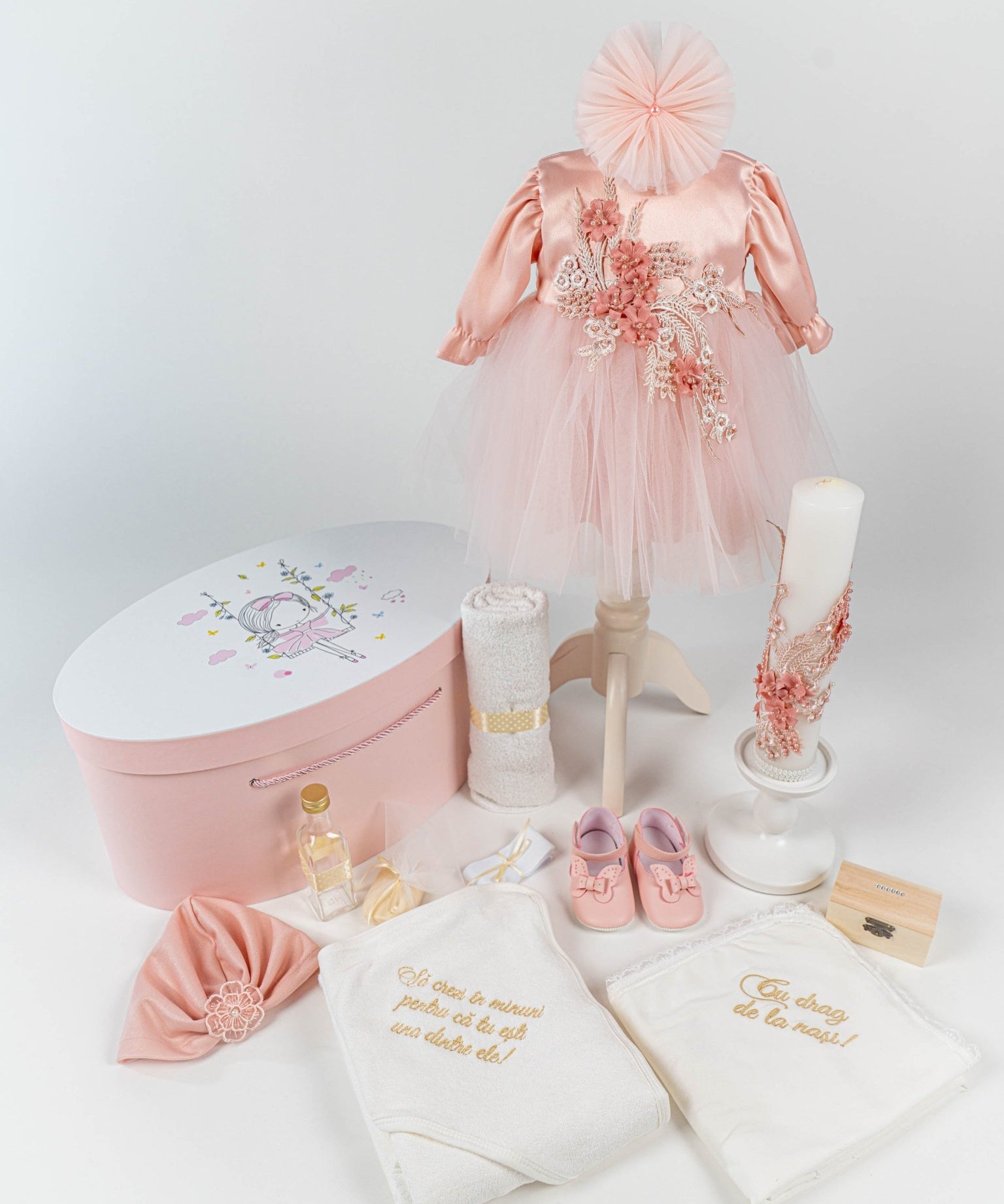 Set Botez Complet cu Rochita Roz Somon si Trusou Hand - made - Eleonora - Botez bebelusi