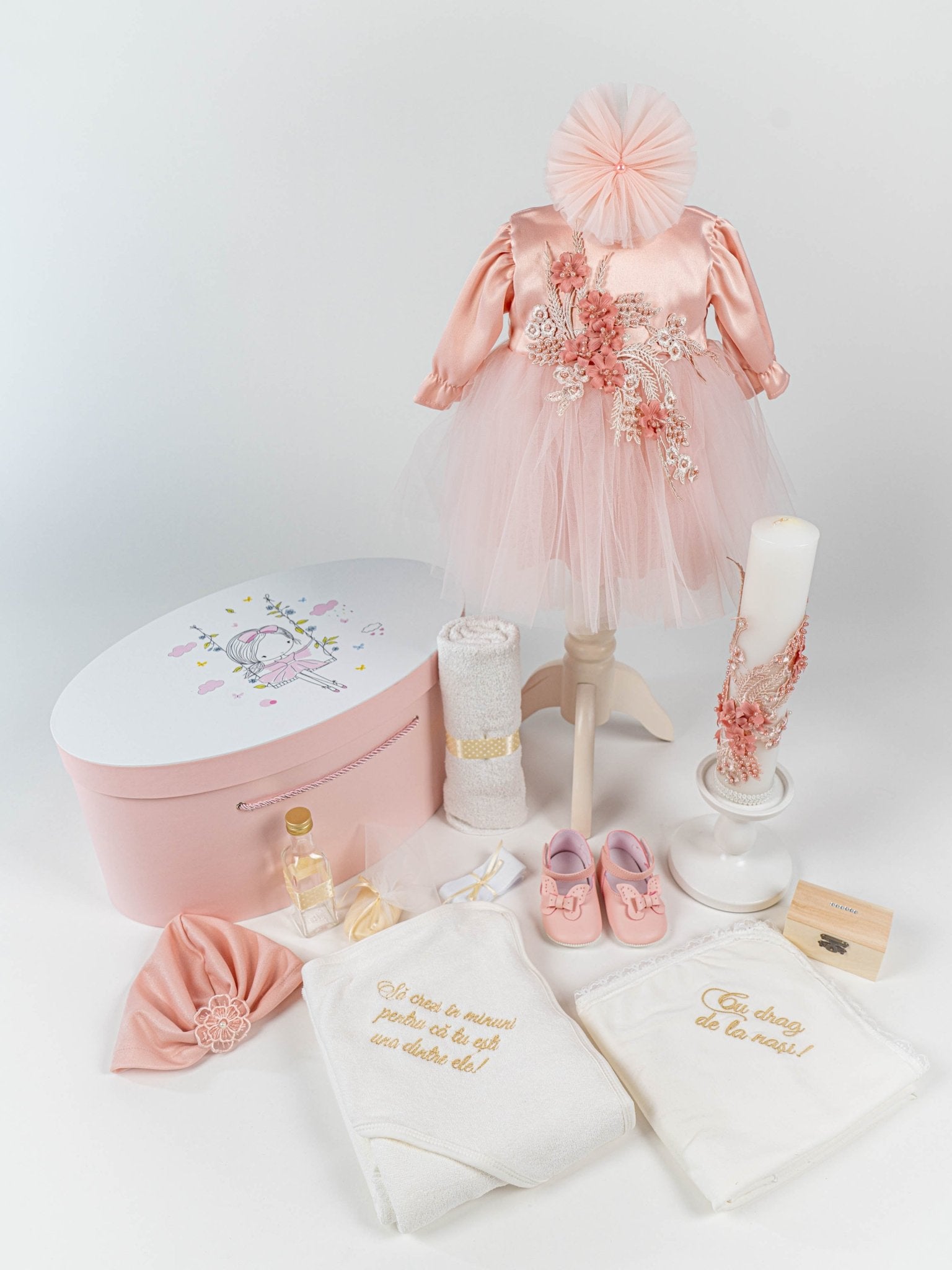 Set Botez Complet cu Rochita Roz Somon si Trusou Hand - made - Eleonora - Botez bebelusi