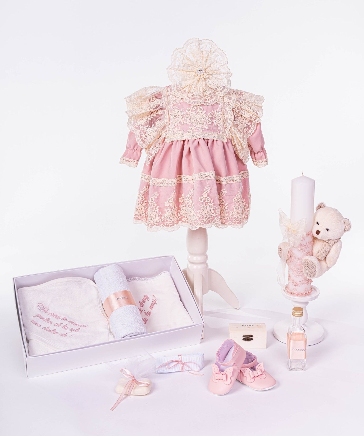 Set botez complet cu rochita, trusou hand made si lumanare personalizata - Caetana - Botez bebelusi
