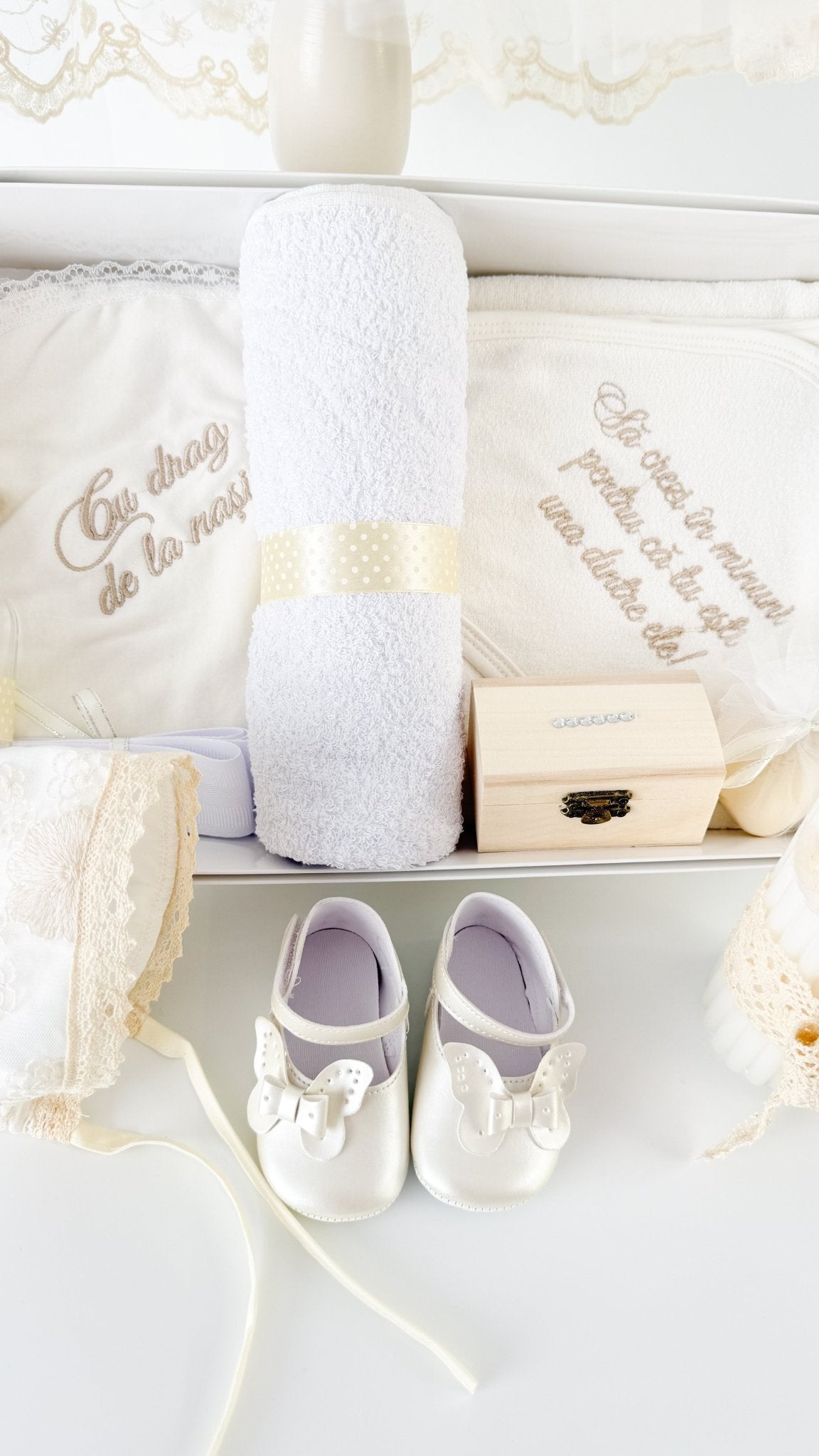 Set botez complet cu rochita, trusou hand made si lumanare personalizata - Filipa - Botez bebelusi