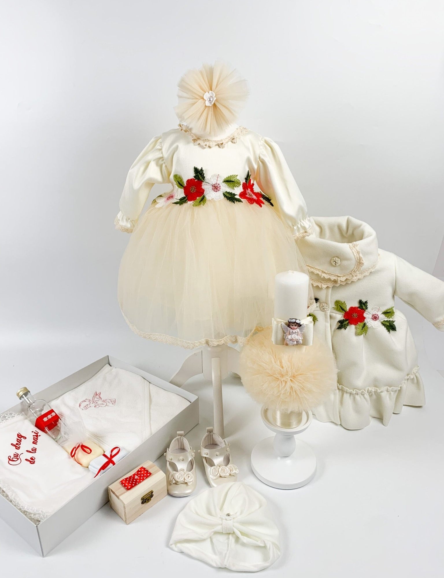 Set botez fetita cu flori Fifi - Botez bebelusi