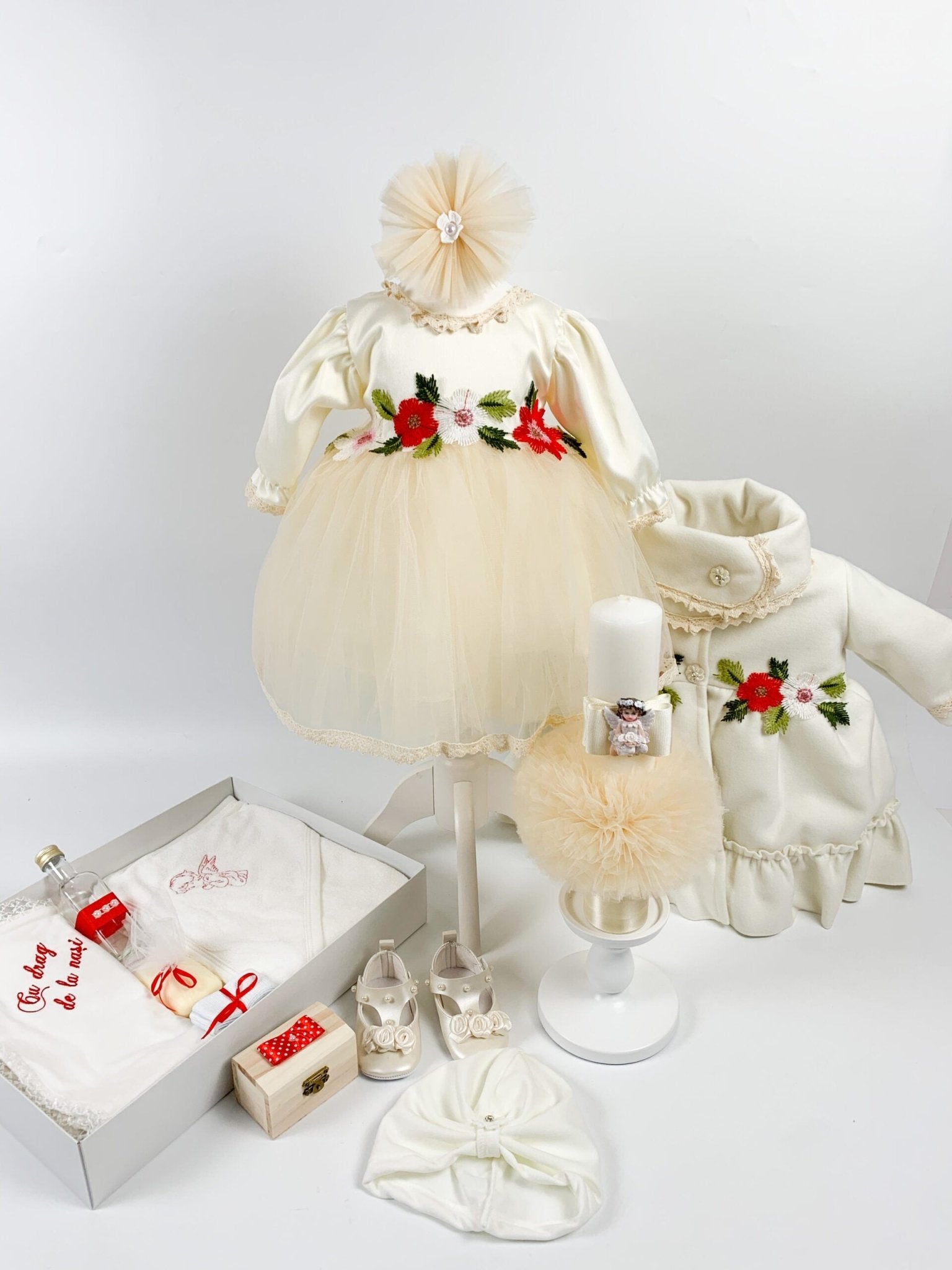 Set botez fetita cu flori Fifi - Botez bebelusi