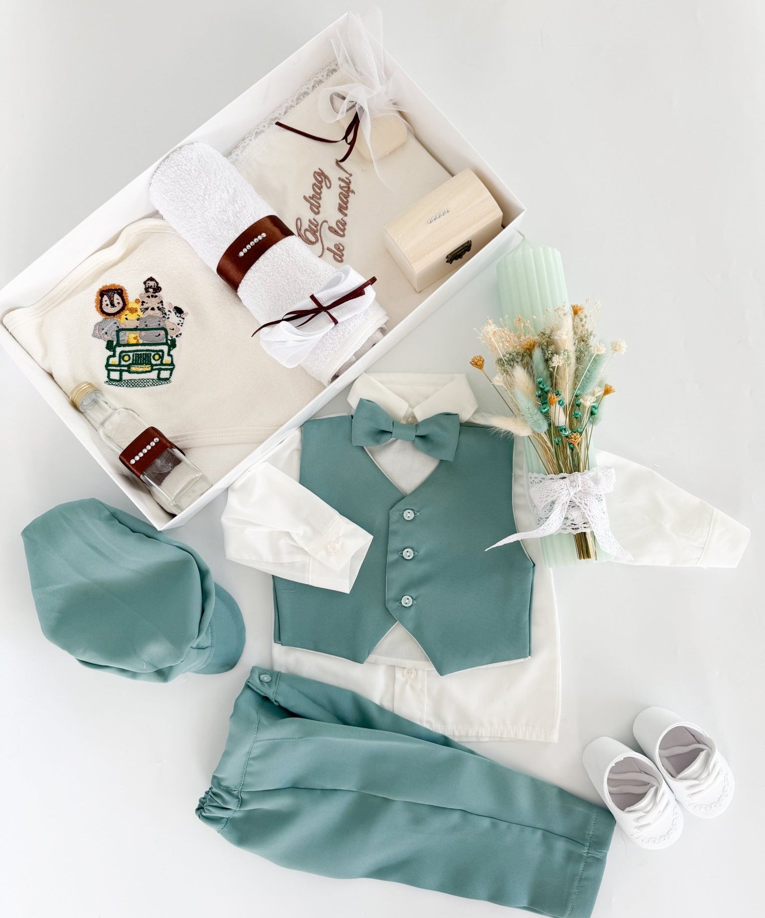 Set Complet Botez Bebelusi cu Camasuta si Trusou Lucrat Manual - Claudiu - Botez bebelusi