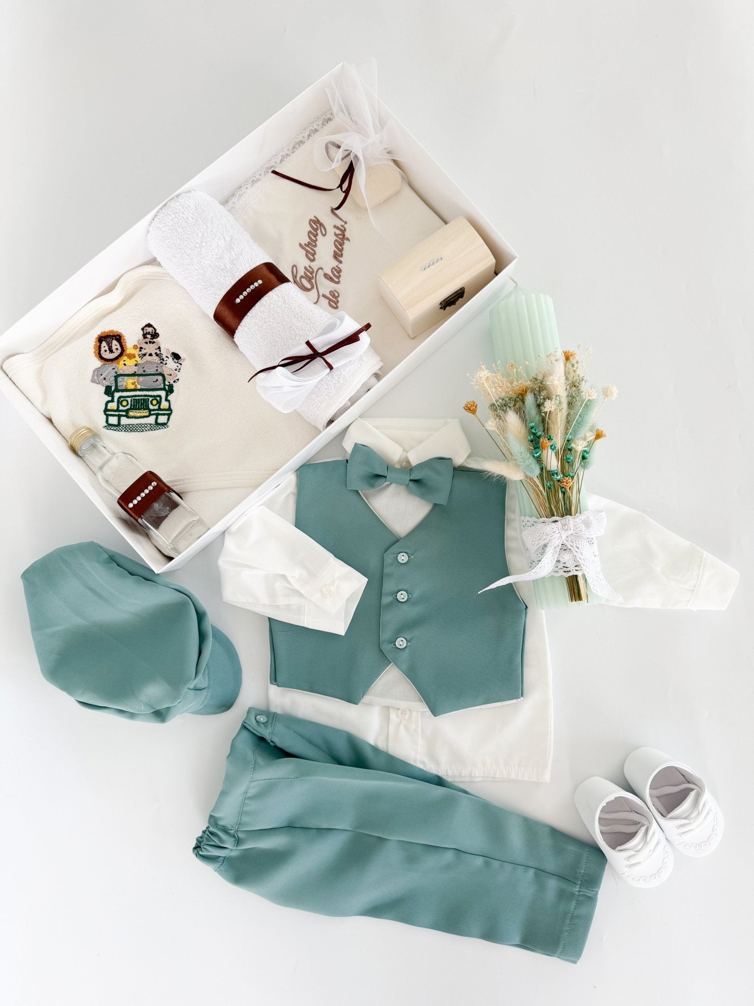 Set Complet Botez Bebelusi cu Camasuta si Trusou Lucrat Manual - Claudiu - Botez bebelusi