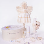 Set Complet Botez Bebelusi cu Rochita Eleganta, Lumanare si Cufar Personalizat - Antonella - Botez bebelusi
