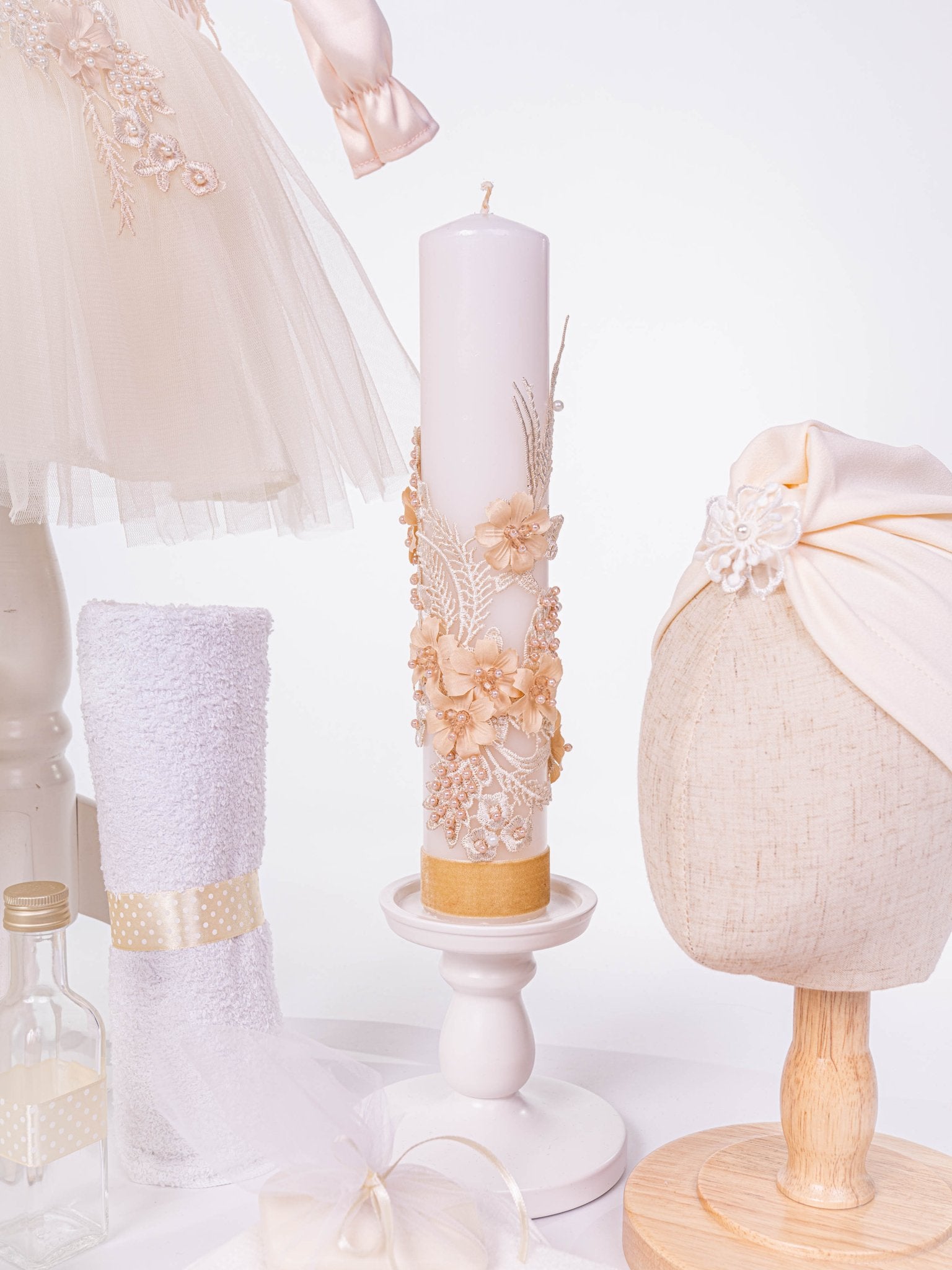 Set Complet Botez Bebelusi cu Rochita Eleganta, Lumanare si Cufar Personalizat - Camilla - Botez bebelusi