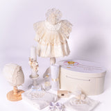 Set Complet Botez Bebelusi cu Rochita Eleganta, Lumanare si Cufar Personalizat - Jimena - Botez bebelusi