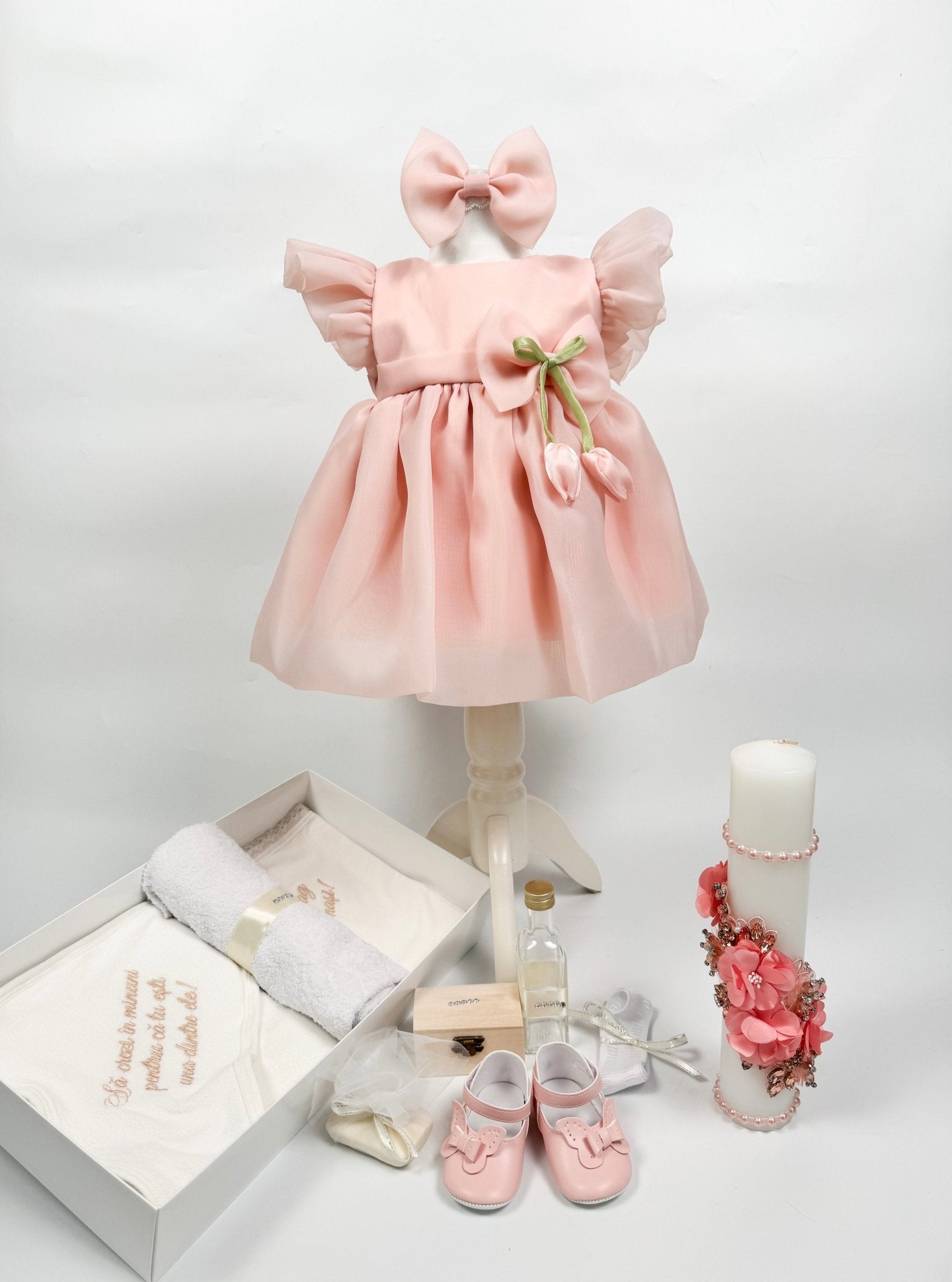Set Complet Botez Bebelusi cu Rochita Eleganta si Trusou Hand - Made - Allegra - Botez bebelusi