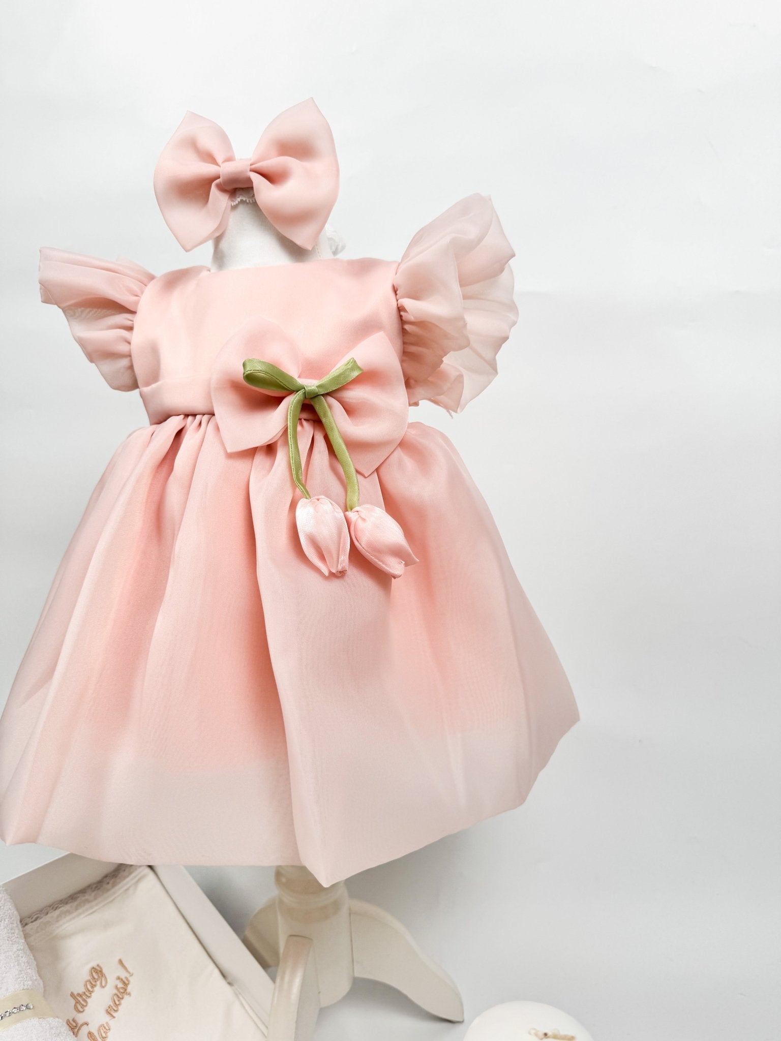 Set Complet Botez Bebelusi cu Rochita Eleganta si Trusou Hand - Made - Allegra - Botez bebelusi