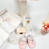 Set Complet Botez Bebelusi cu Rochita Eleganta si Trusou Hand - Made cu Flori Uscate - Eda - Botez bebelusi