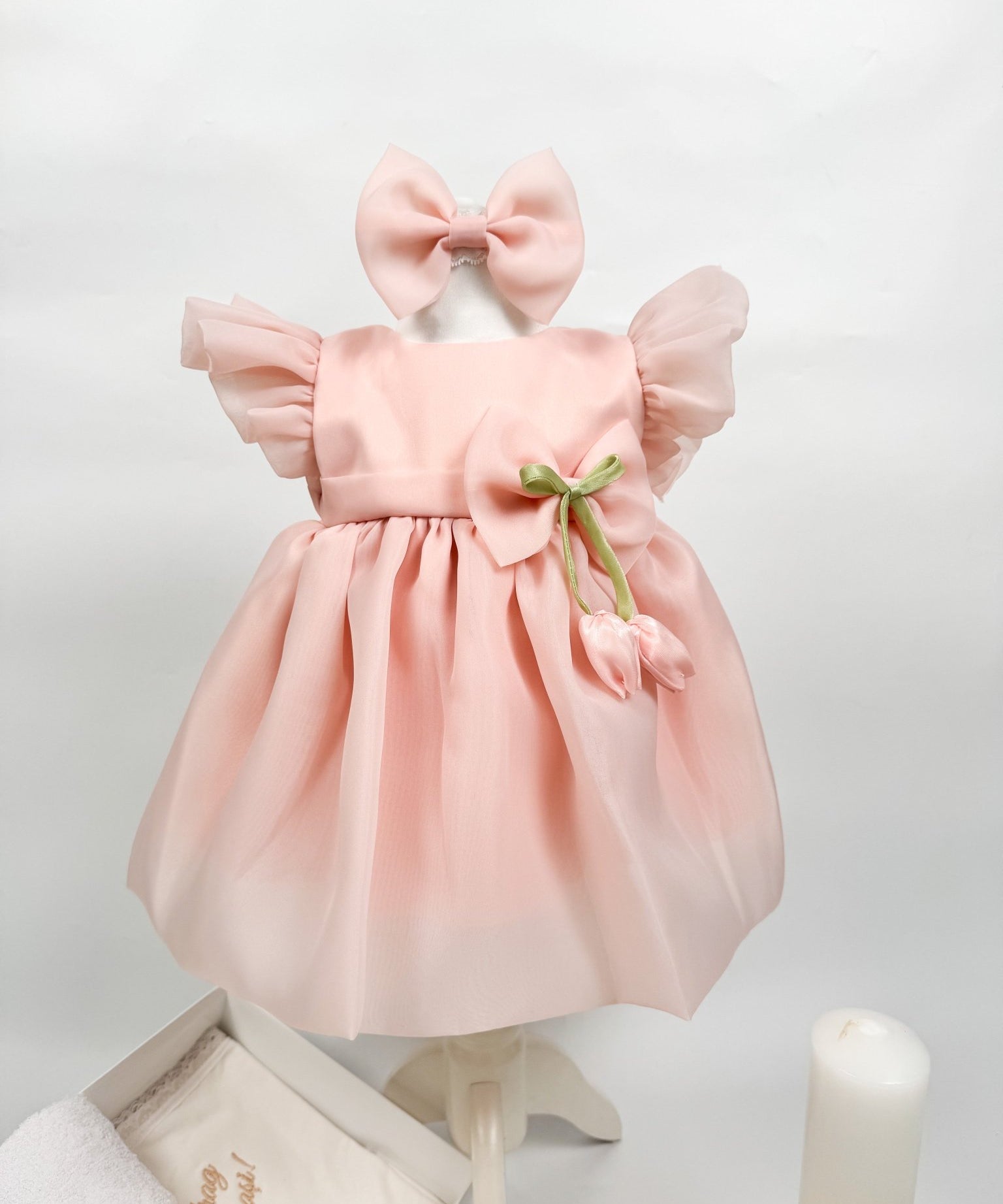 Set Complet Botez Bebelusi cu Rochita Eleganta si Trusou Hand - Made cu Flori Uscate - Eda - Botez bebelusi
