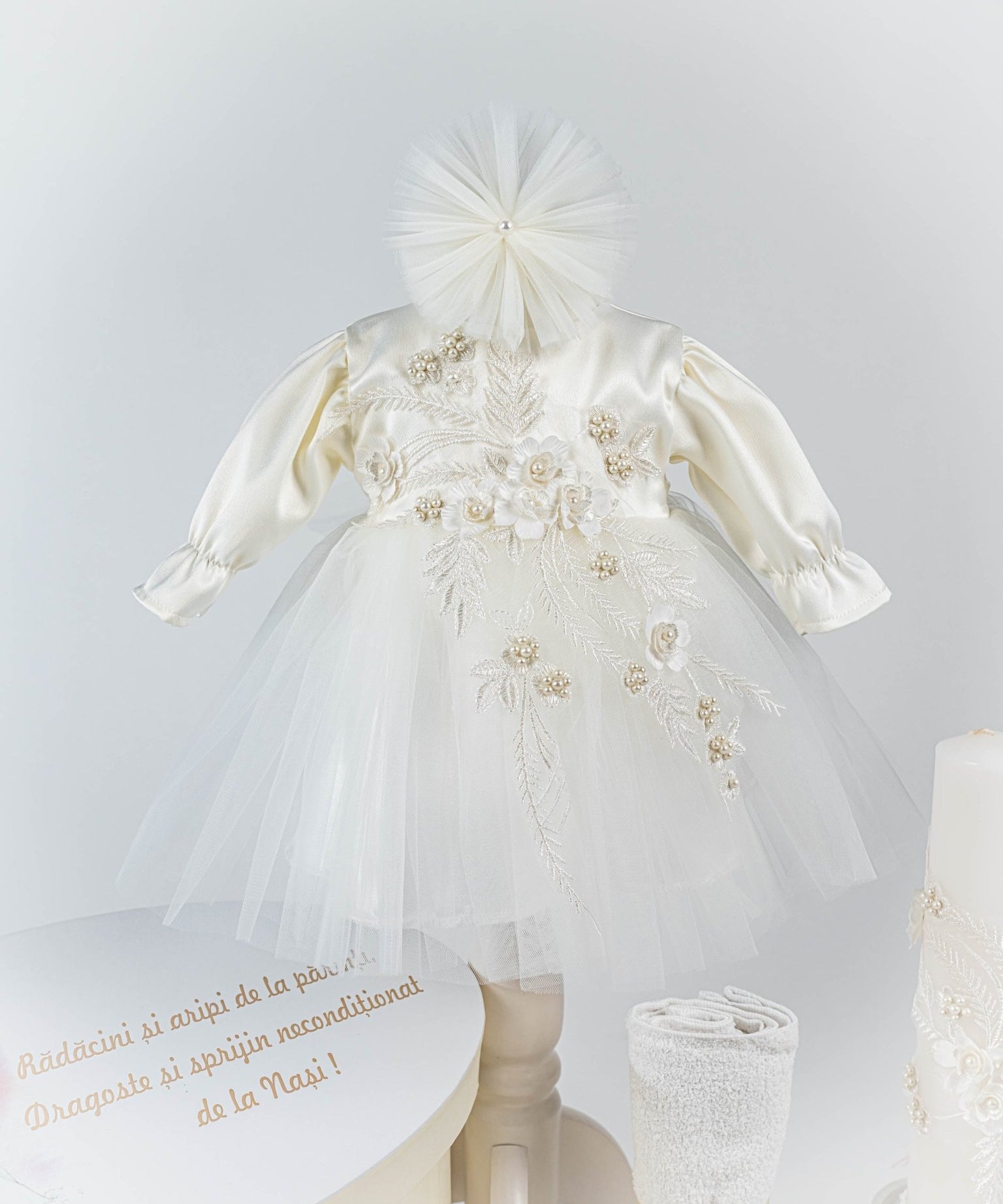 Set Complet Botez Bebelusi cu Rochita si Cutie Personalizata - Dahlia - Botez bebelusi