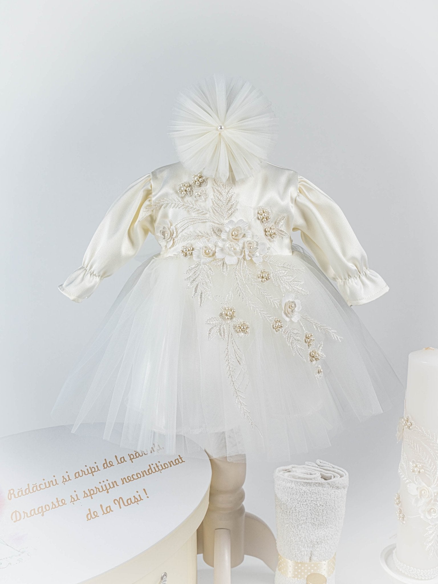 Set Complet Botez Bebelusi cu Rochita si Cutie Personalizata - Dahlia - Botez bebelusi
