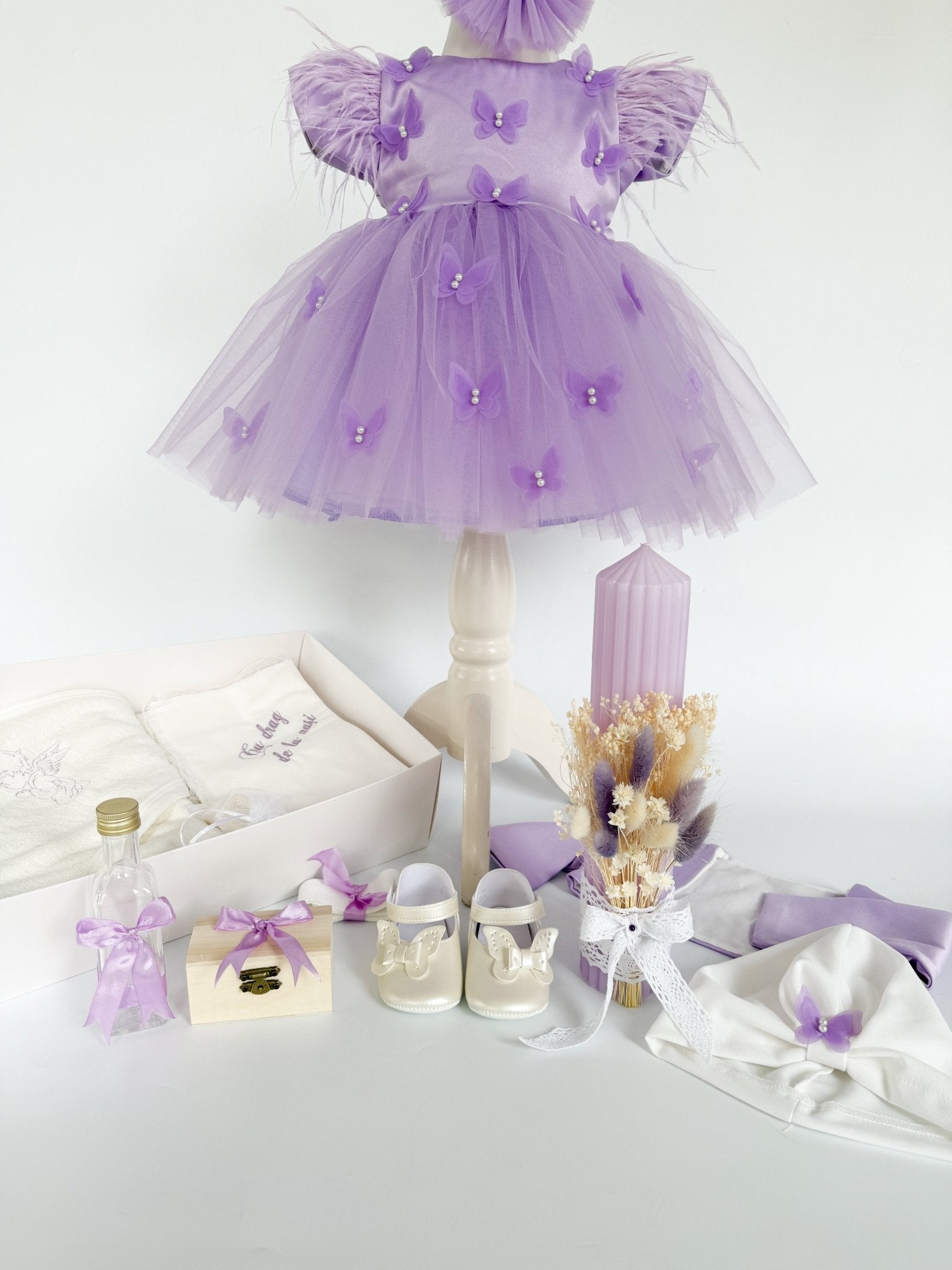 Set Complet Botez cu Rochita Vaporoasa si Trusou Hand Made - Roxy - Botez bebelusi
