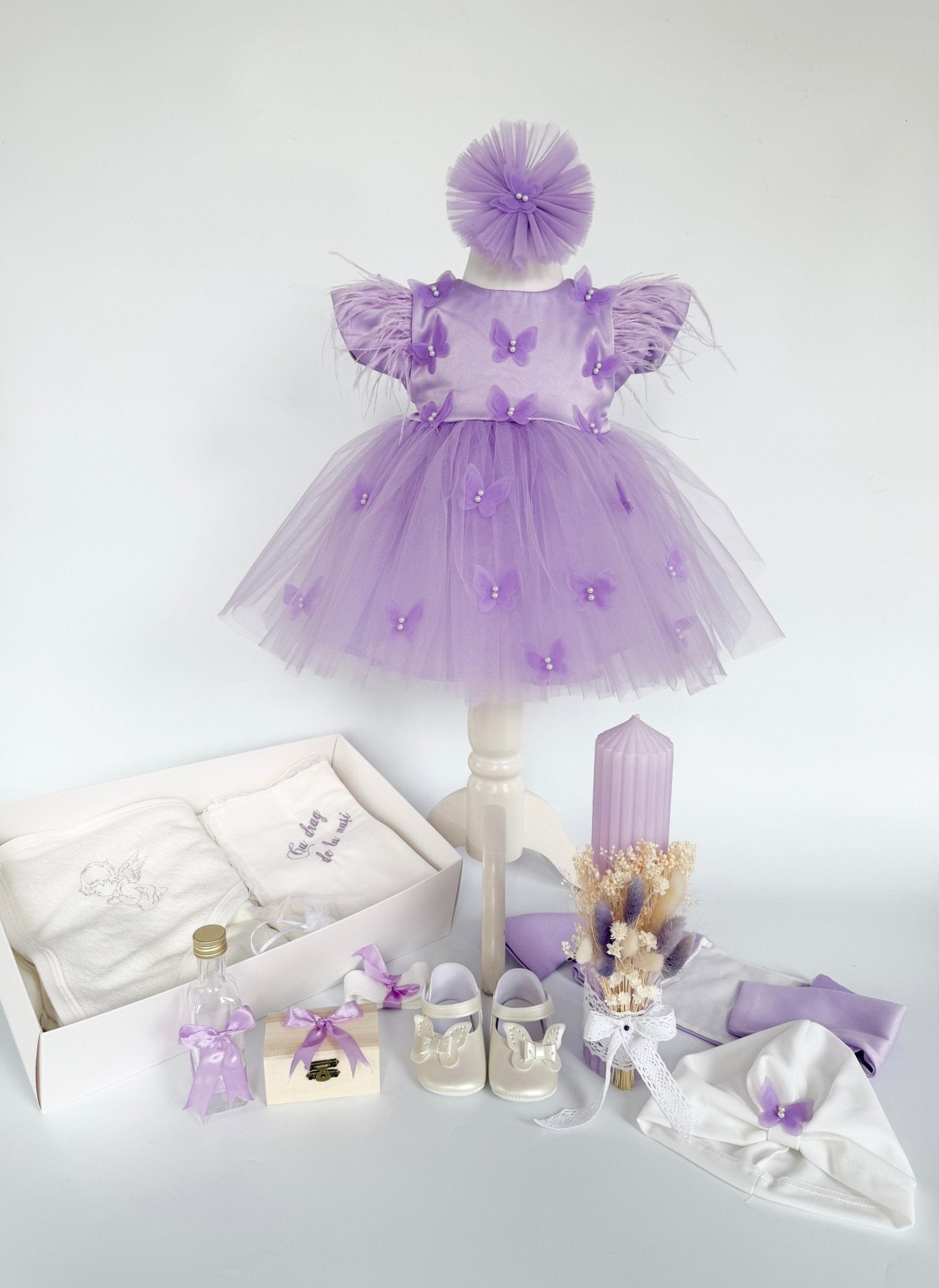 Set Complet Botez cu Rochita Vaporoasa si Trusou Hand Made - Roxy - Botez bebelusi