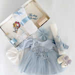 Set Complet Botez cu Rochita Vaporoasa si Trusou Lucrat Manual 12 Piese - Roua - Botez bebelusi