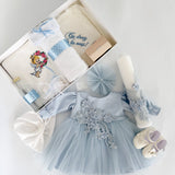 Set Complet Botez cu Rochita Vaporoasa si Trusou Lucrat Manual 12 Piese - Roua - Botez bebelusi