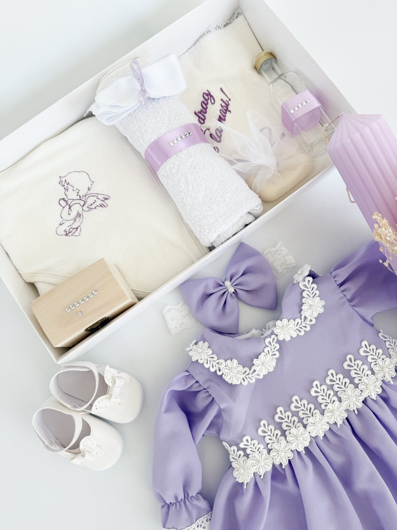 Set Complet Ceremonie Bebelusi cu Rochita Vaporoasa si Trusou Hand Made - Coco - Botez bebelusi