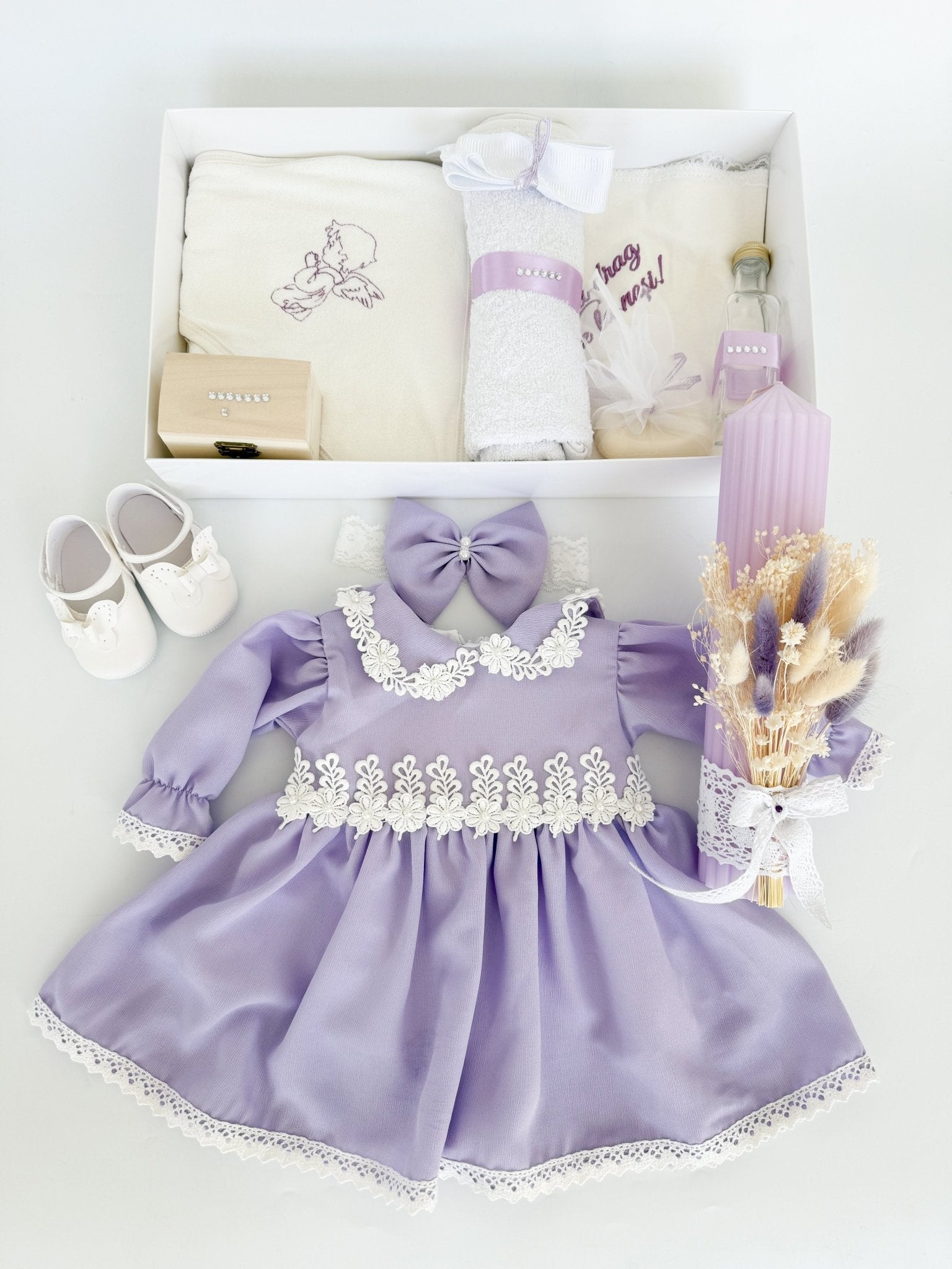 Set Complet Ceremonie Bebelusi cu Rochita Vaporoasa si Trusou Hand Made - Coco - Botez bebelusi