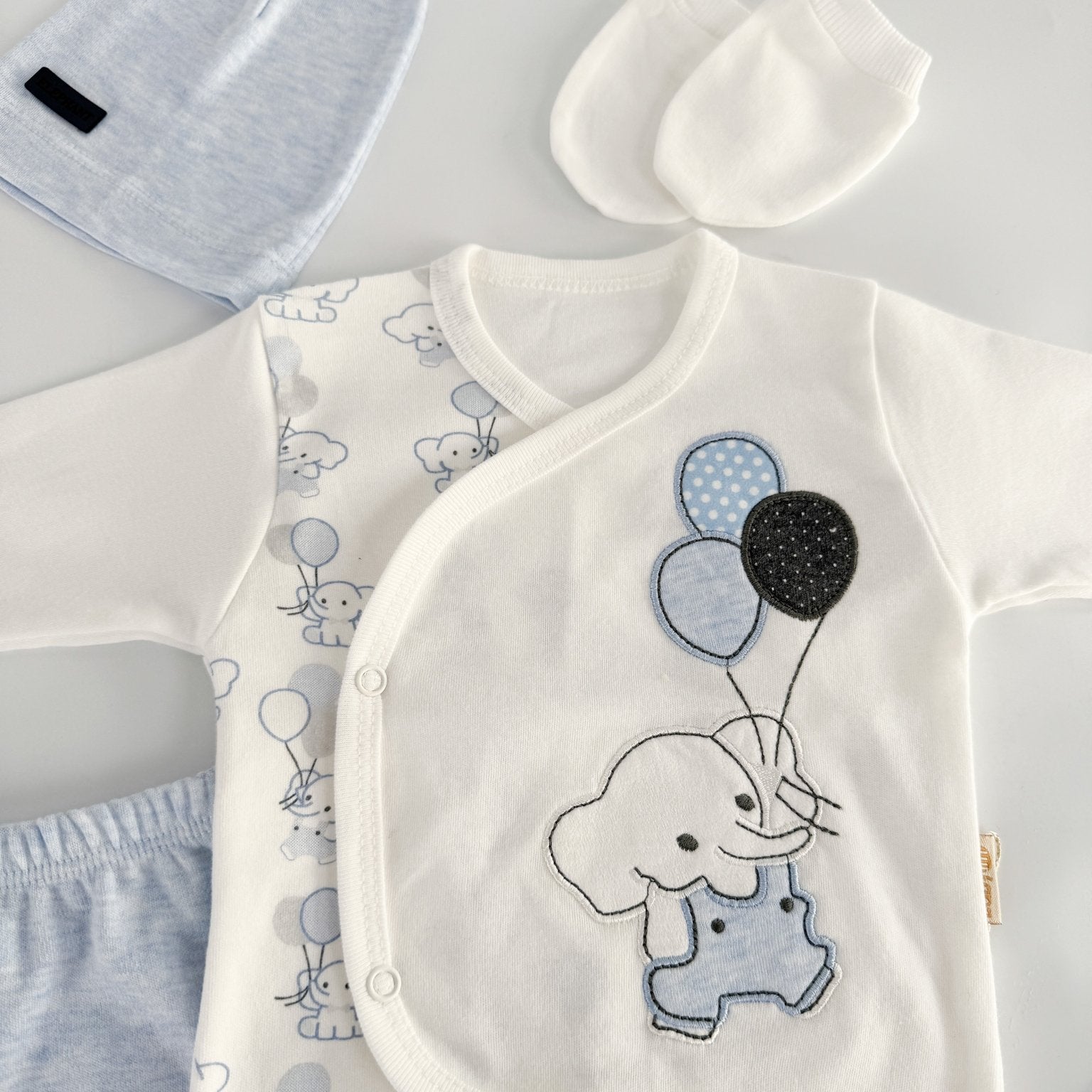 Set salopeta albastra cu elefantei - Botez bebelusi