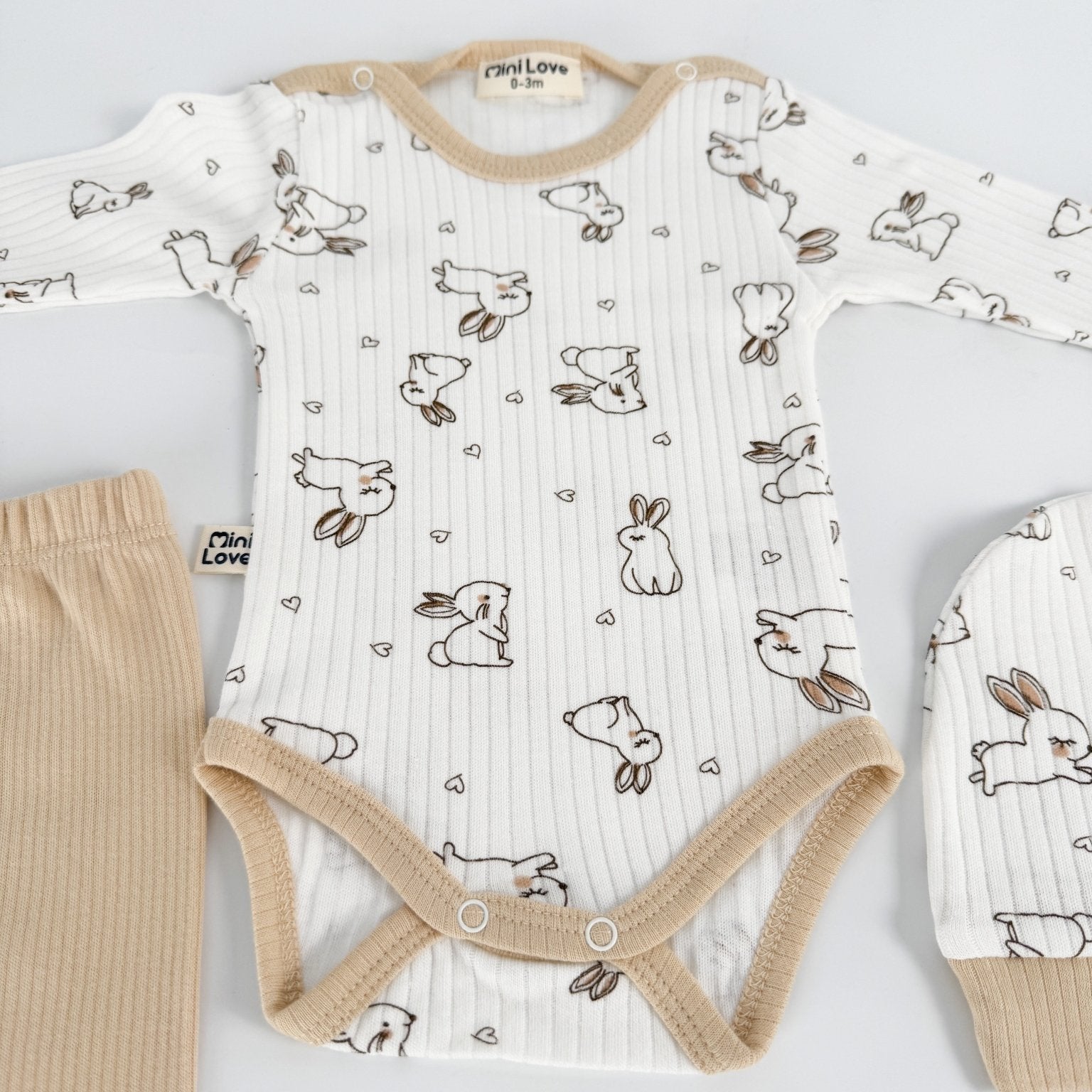 Set salopeta baiat cu iepurasi - Botez bebelusi